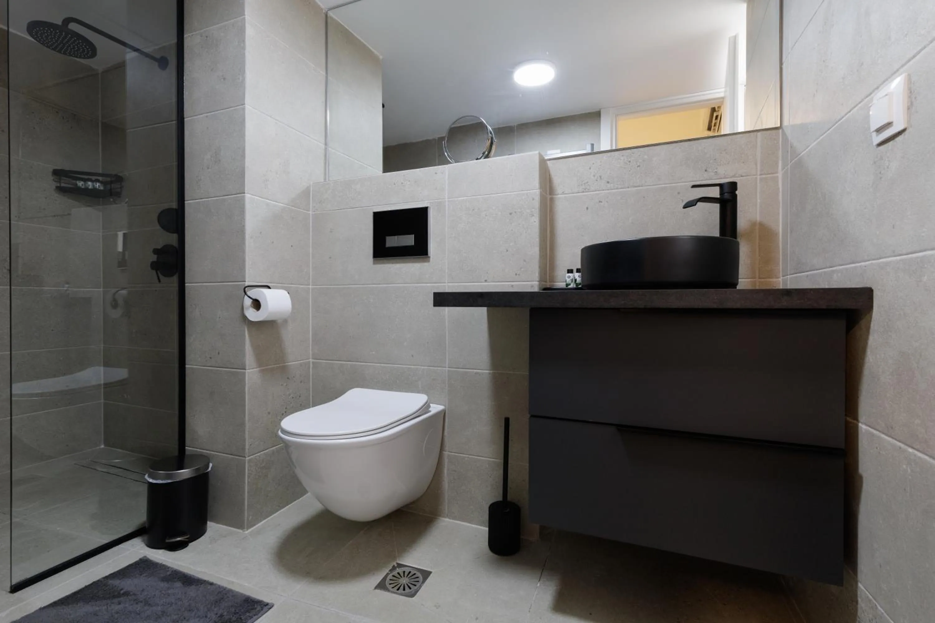 Shower in Incanto Boutique Suites - Koukaki