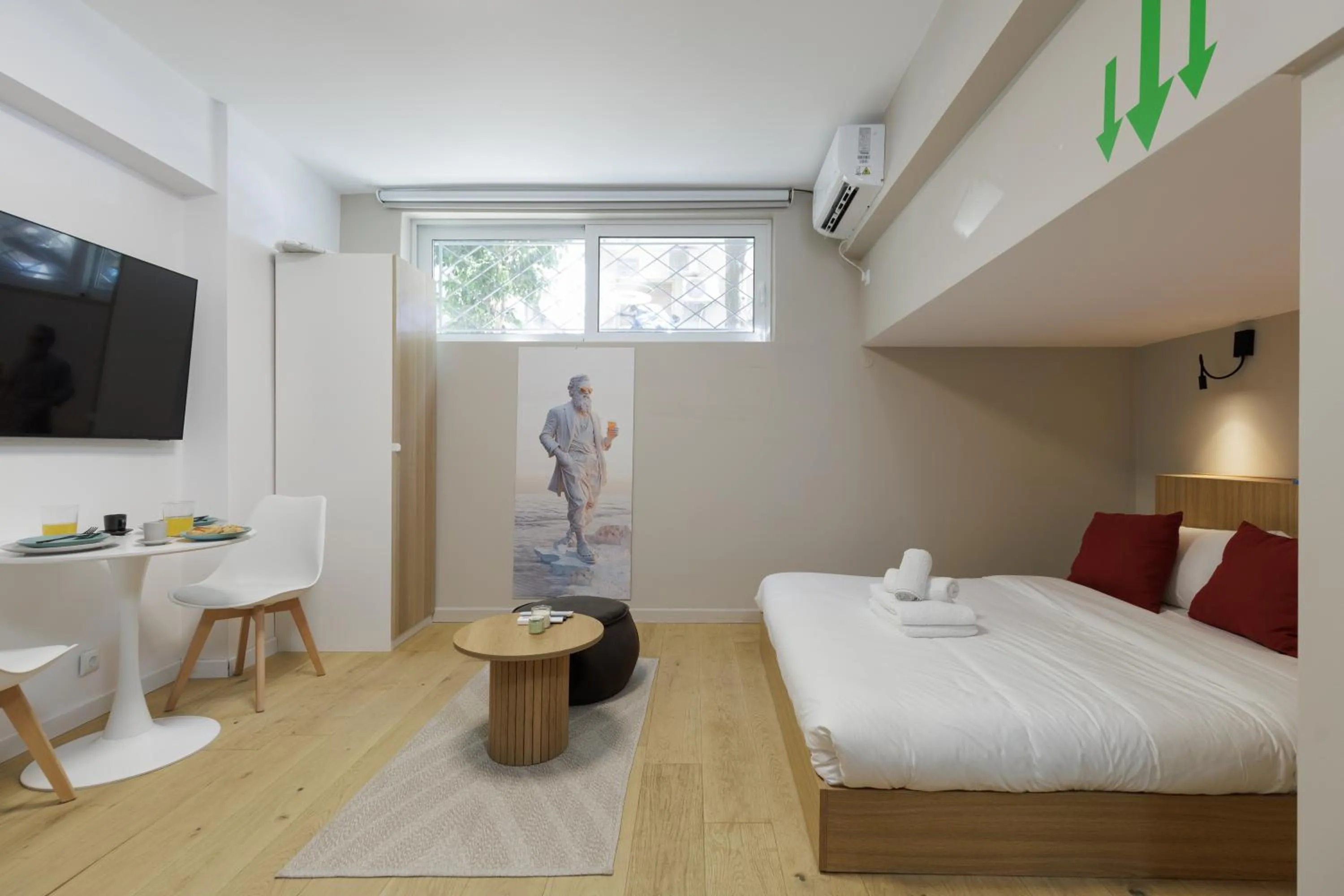 TV and multimedia, Bed in Incanto Boutique Suites - Koukaki