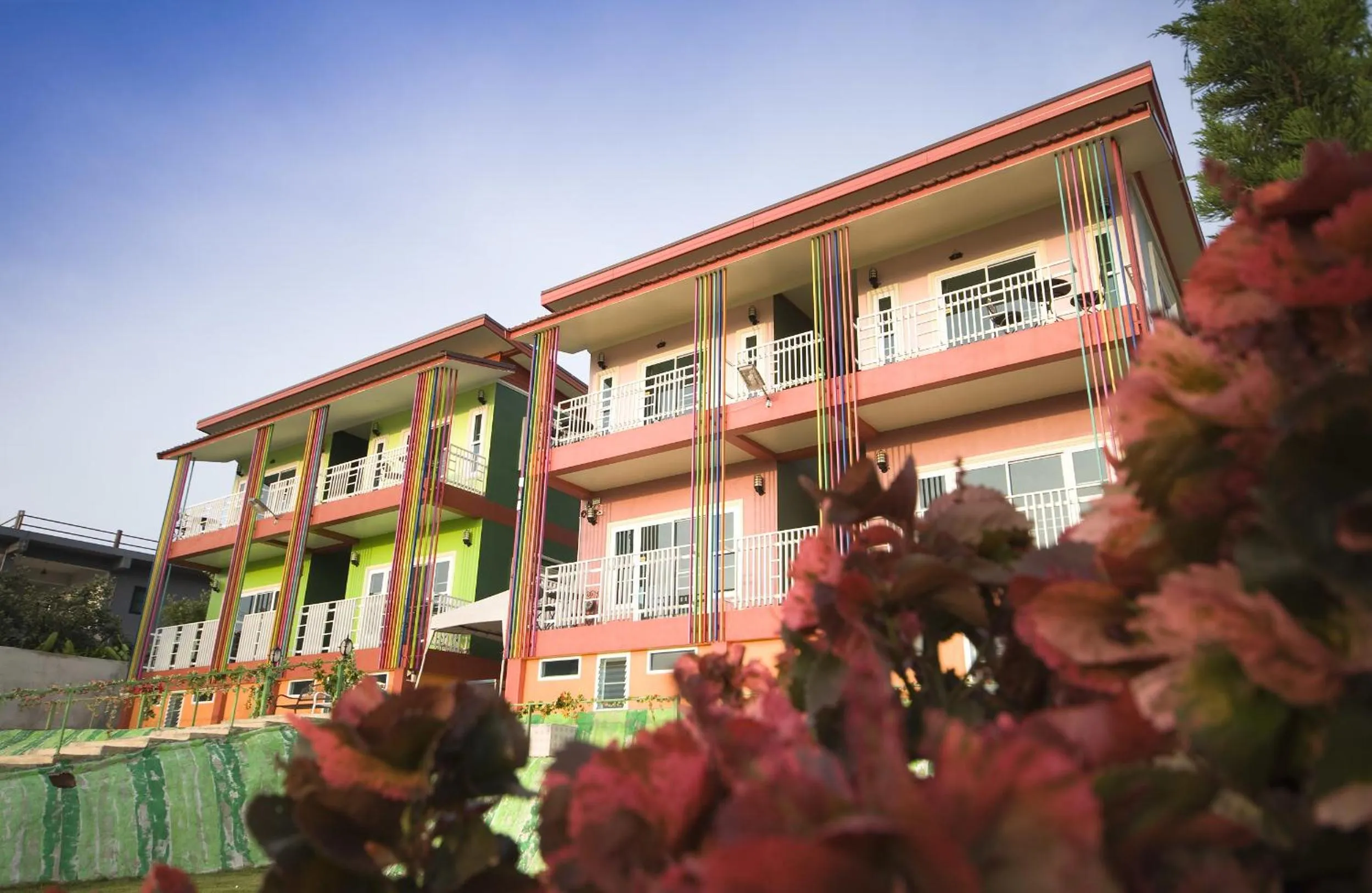 Property building in Hotel Viewpoint Khao Koh