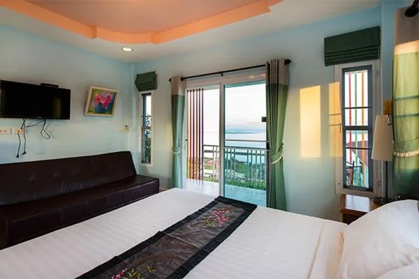 Bed in Hotel Viewpoint Khao Koh