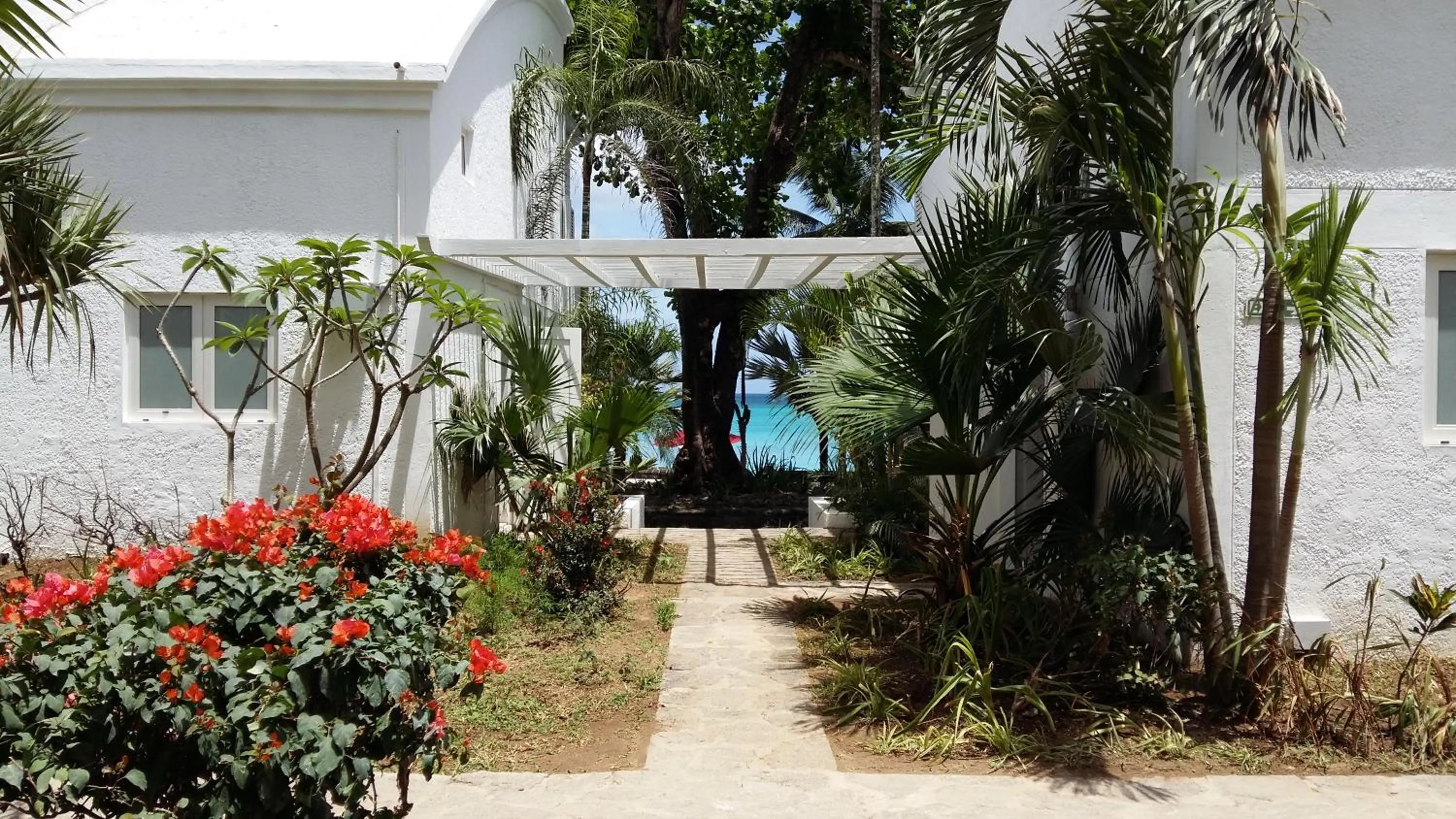 Property building in Le Beachclub