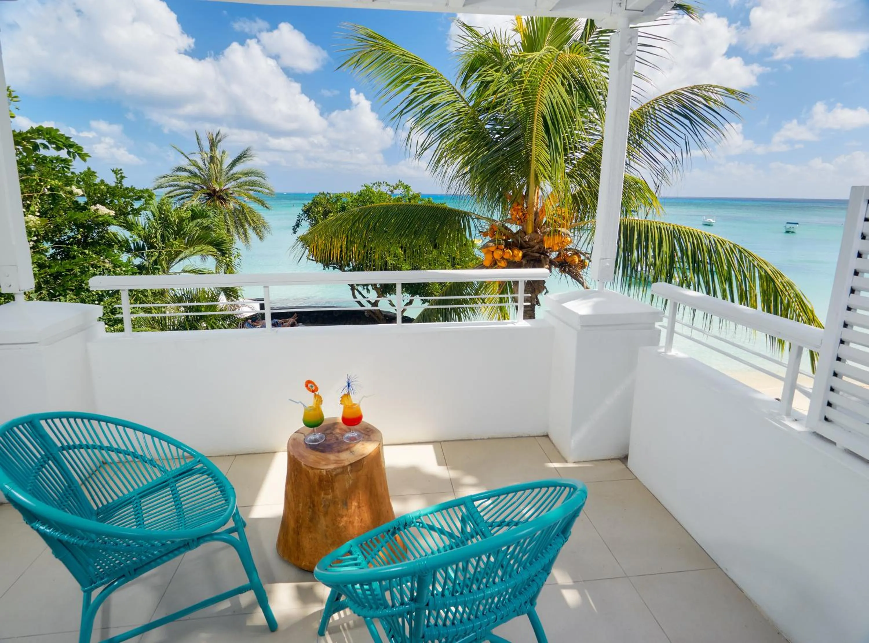 Patio in Le Beachclub