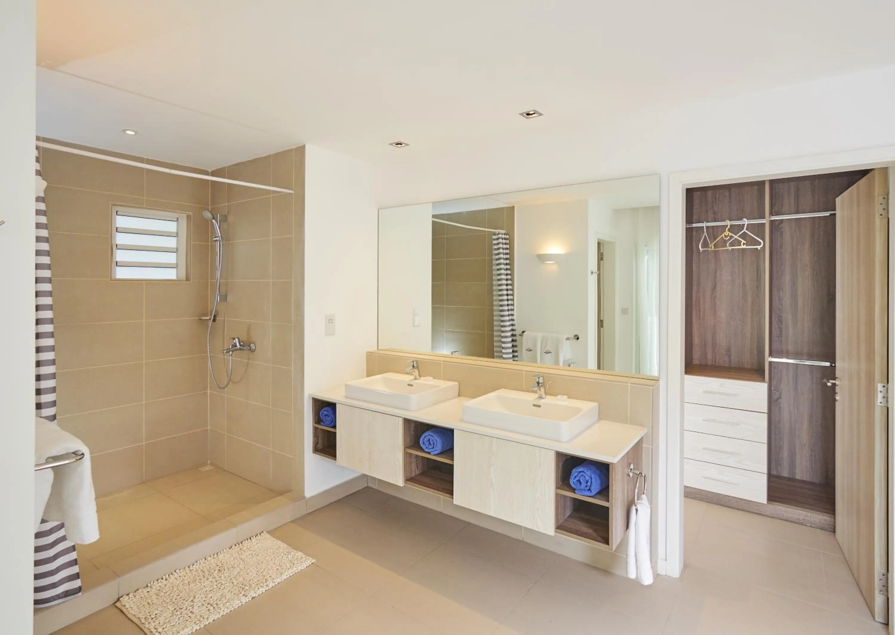 Bathroom in Le Beachclub