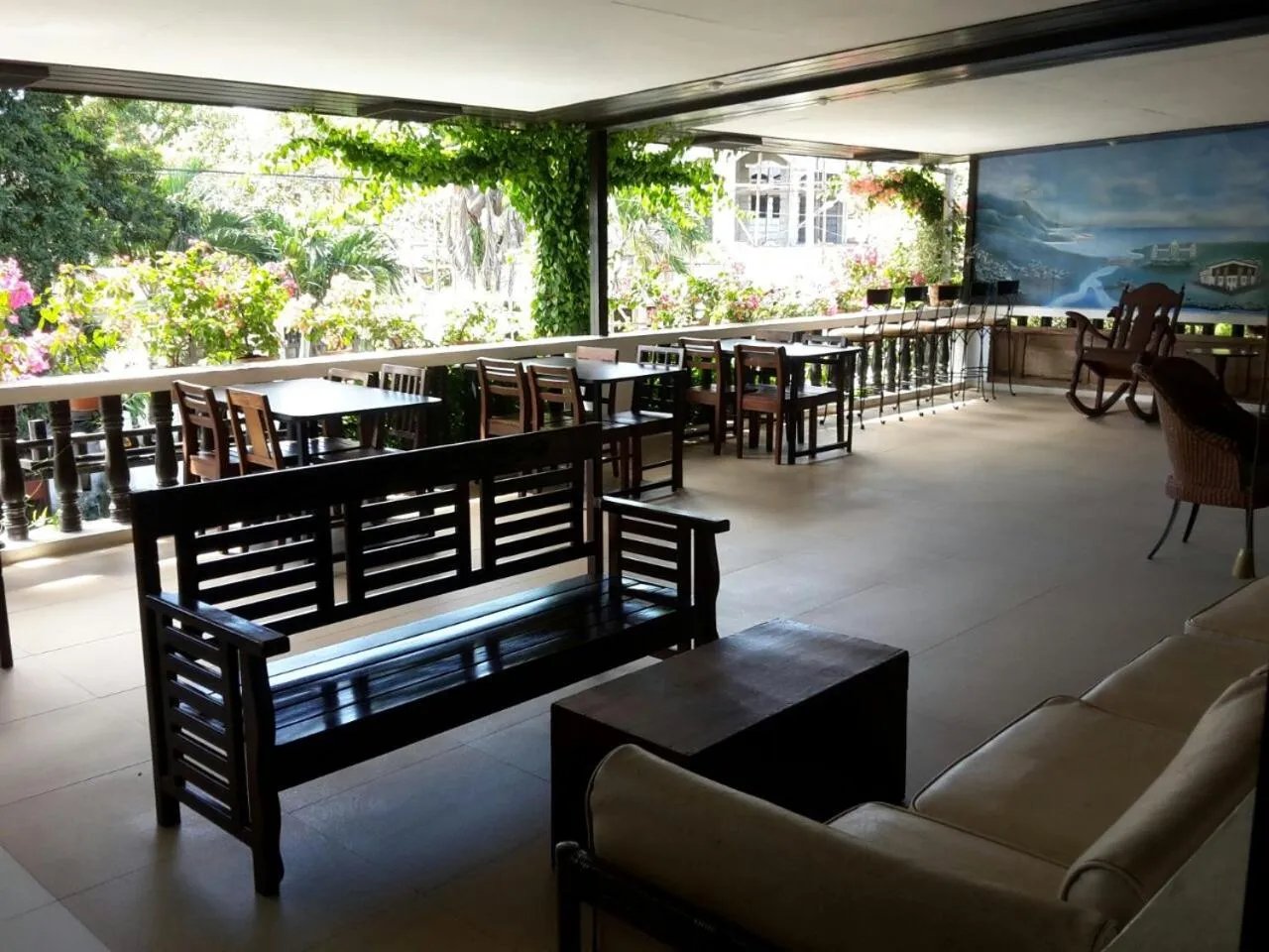 Property building in Travelbee Heritage Inn