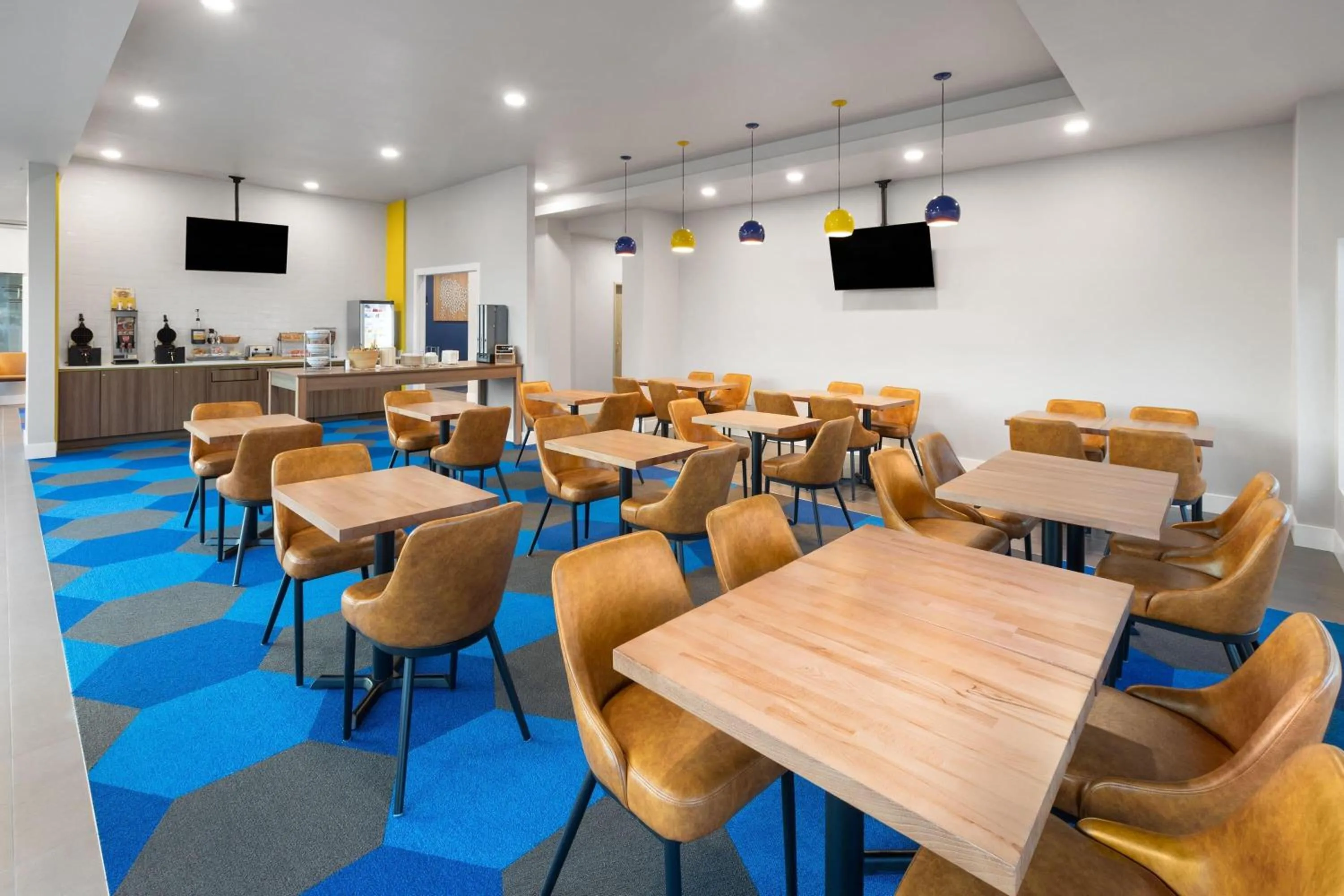 Breakfast in Microtel Inn & Suites by Wyndham Tooele