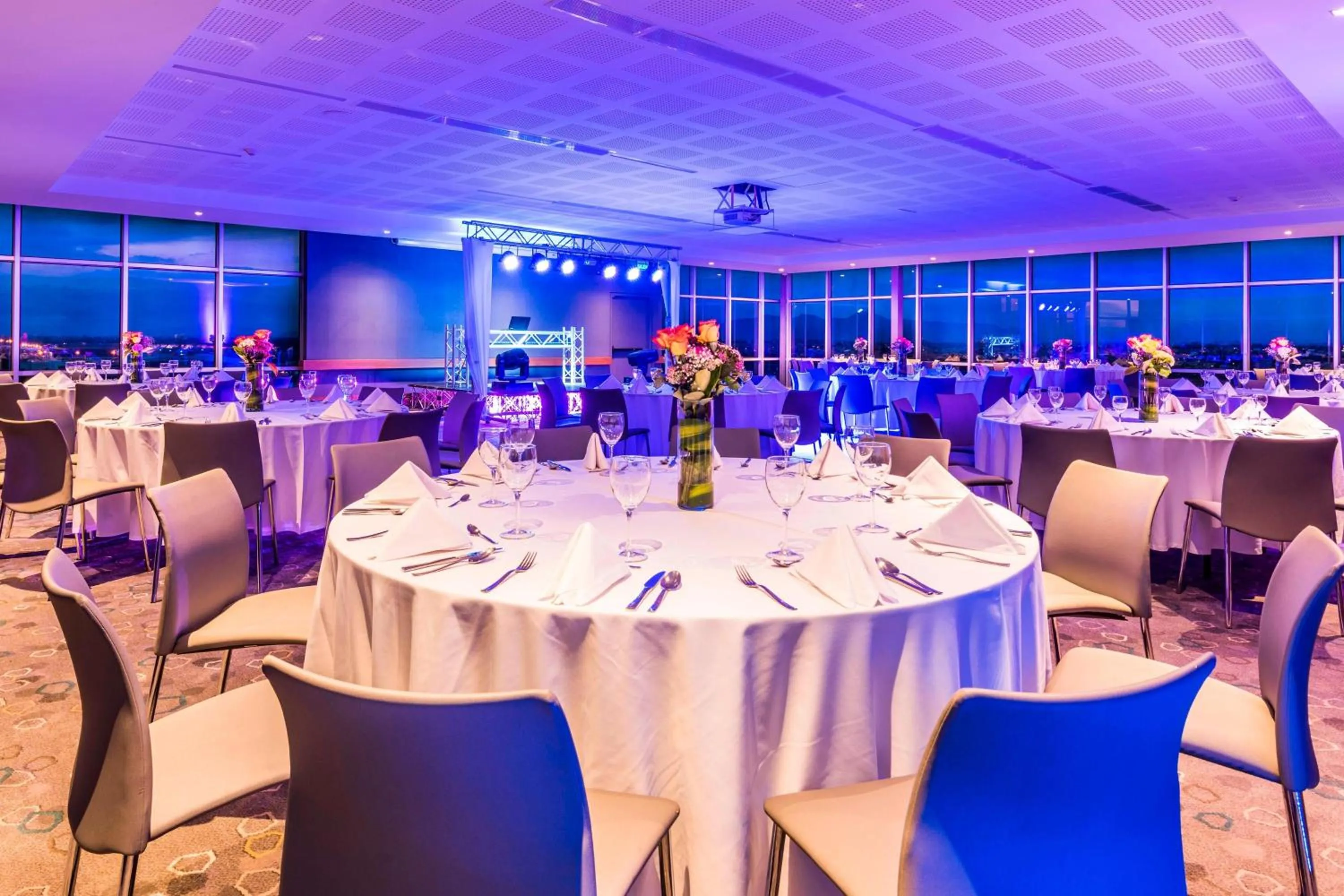 Meeting/conference room in Courtyard by Marriott Bogota Airport