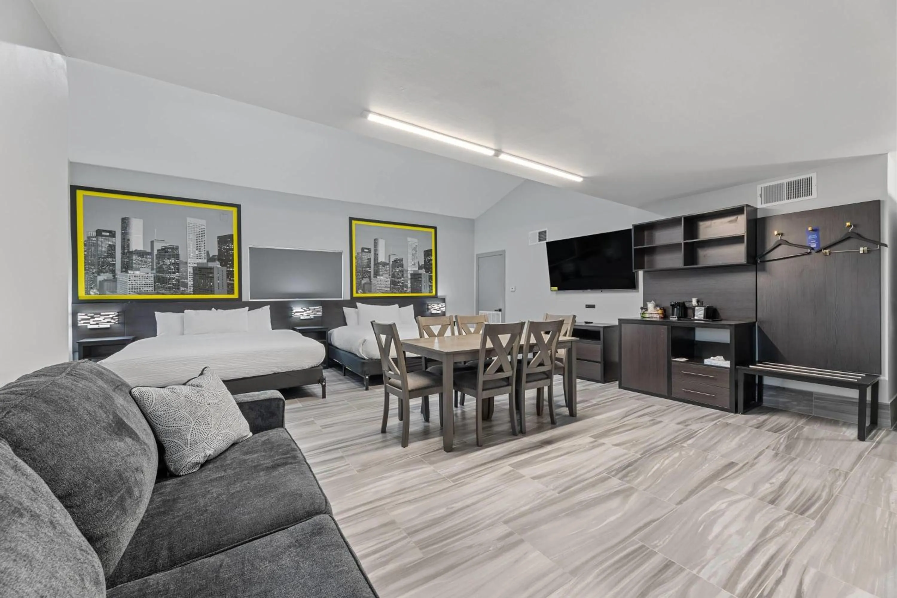 Photo of the whole room in Super 8 by Wyndham Texas City