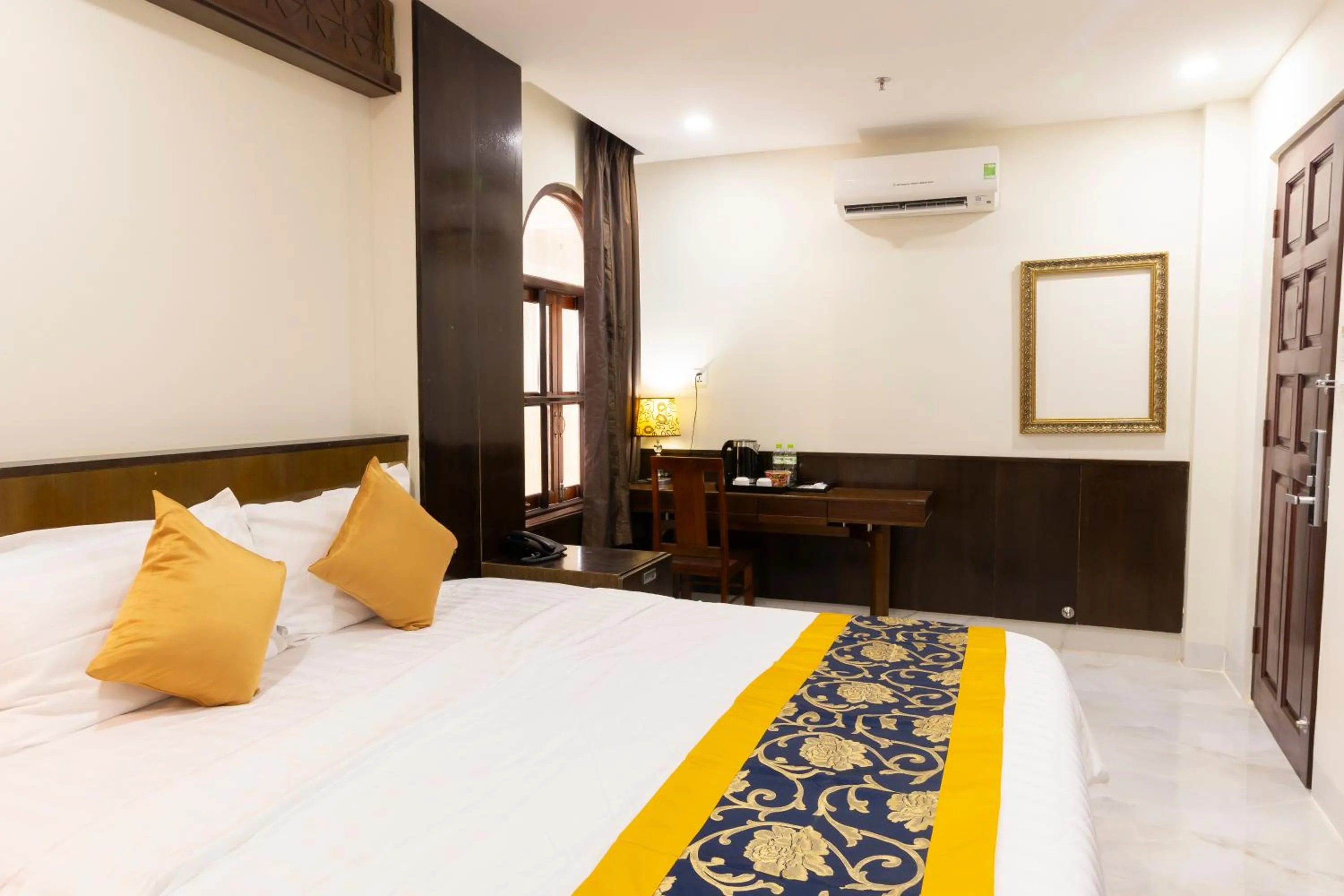 Bed in Atana Saigon Boutique Hotel II