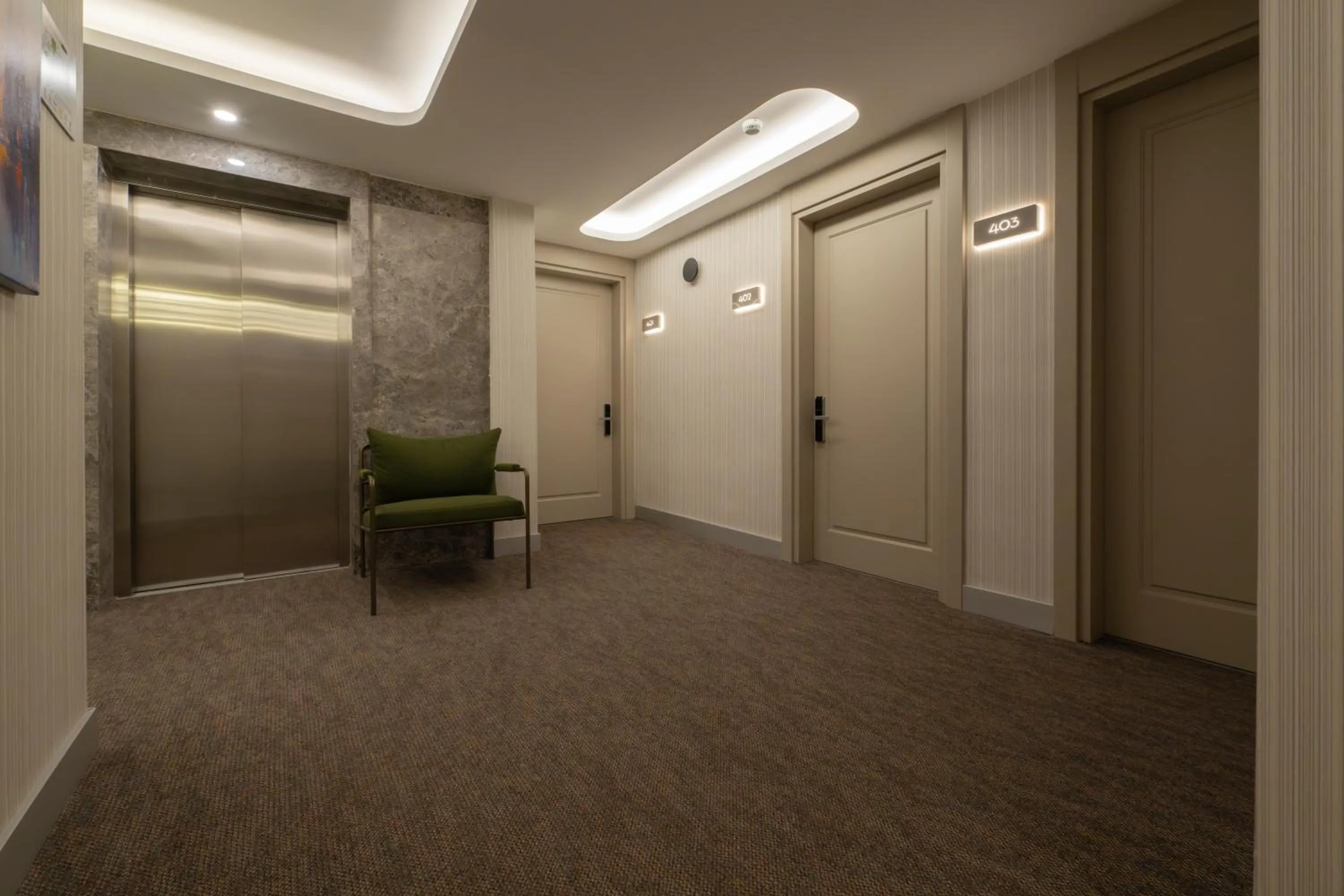 Seating area in Alves Hotel