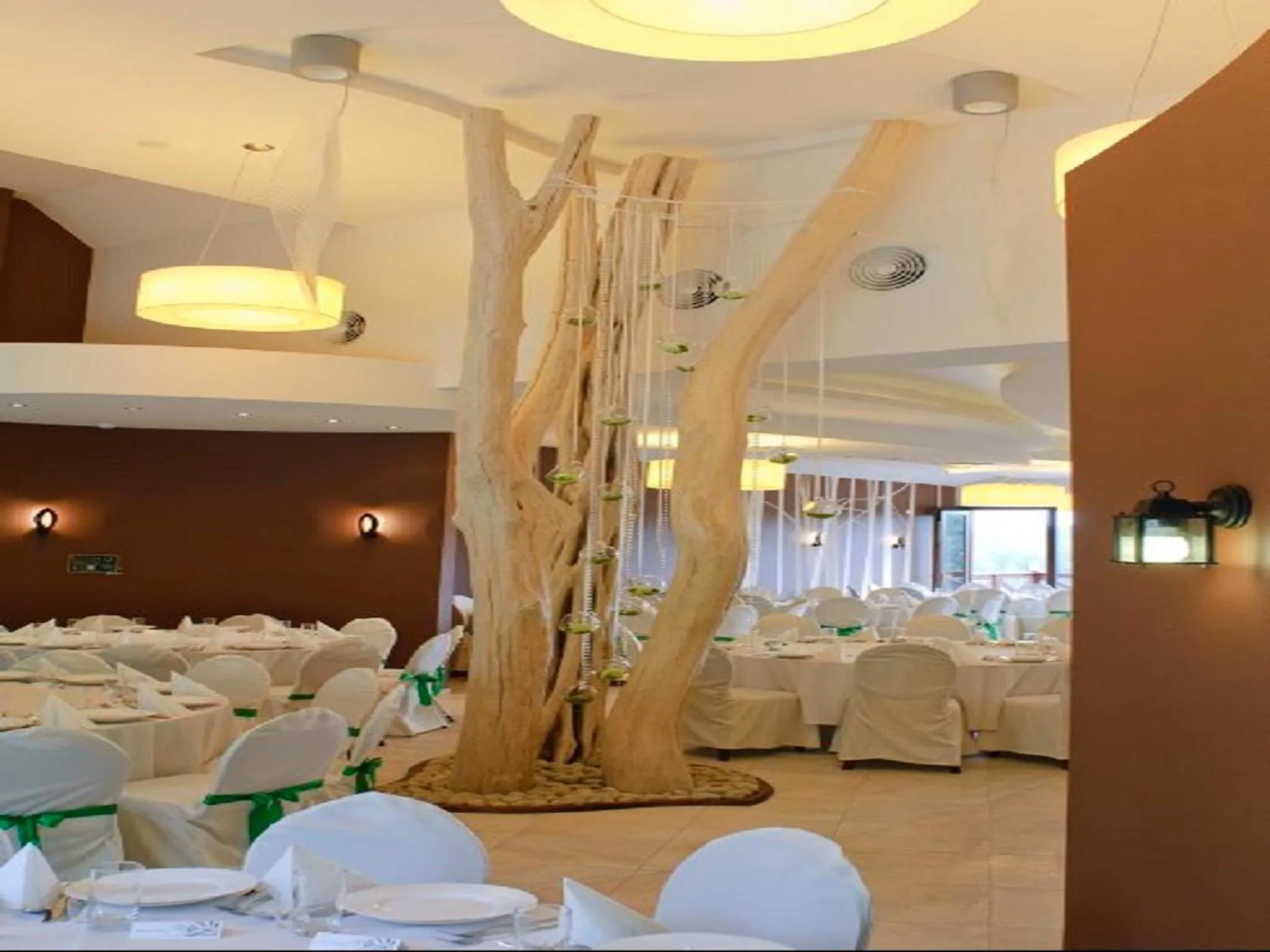 Restaurant/places to eat in Czocha Palace&Czocha Camping - OR Czocha