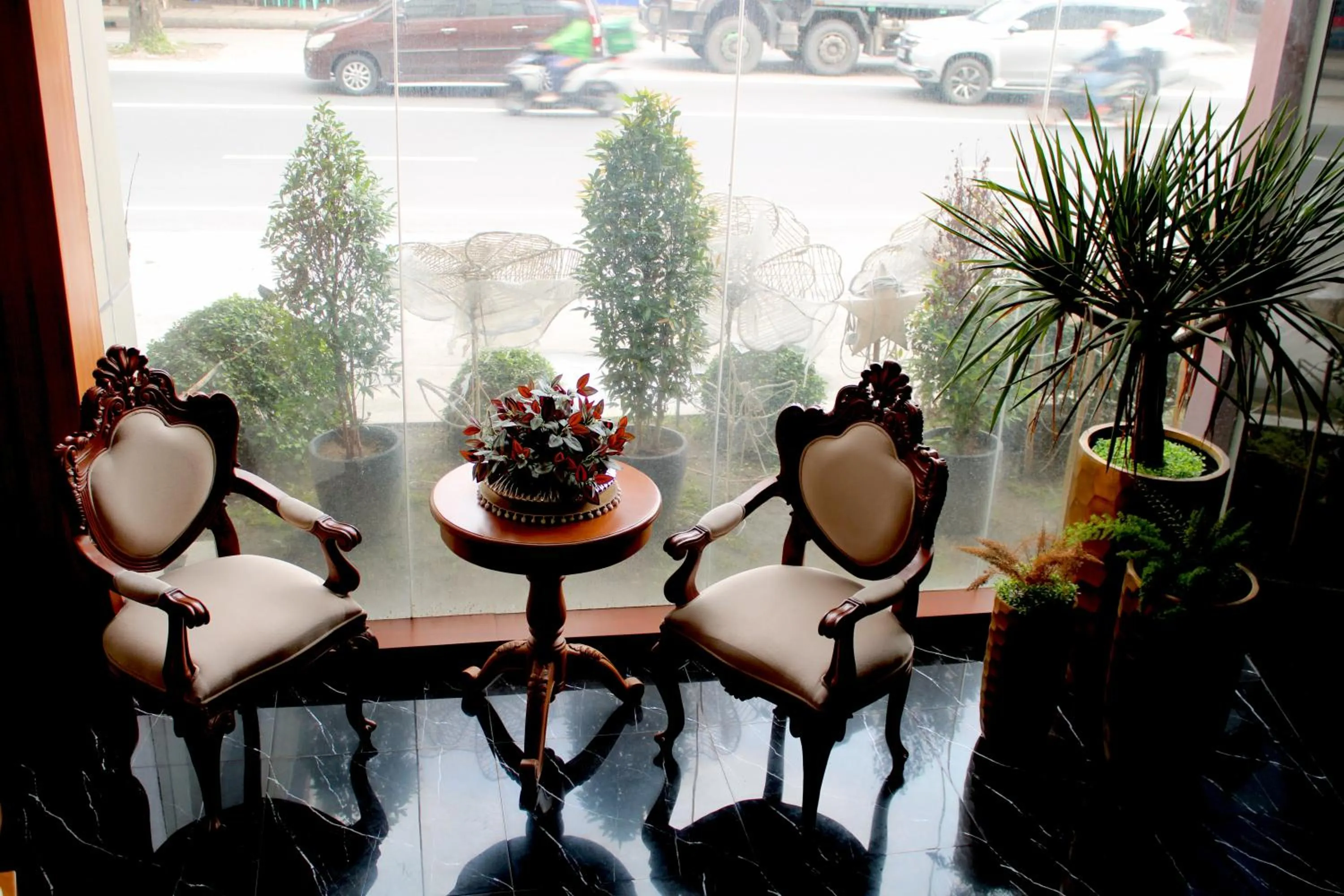 Seating area in Dancenter Boss Hotel Near Clark International Airport