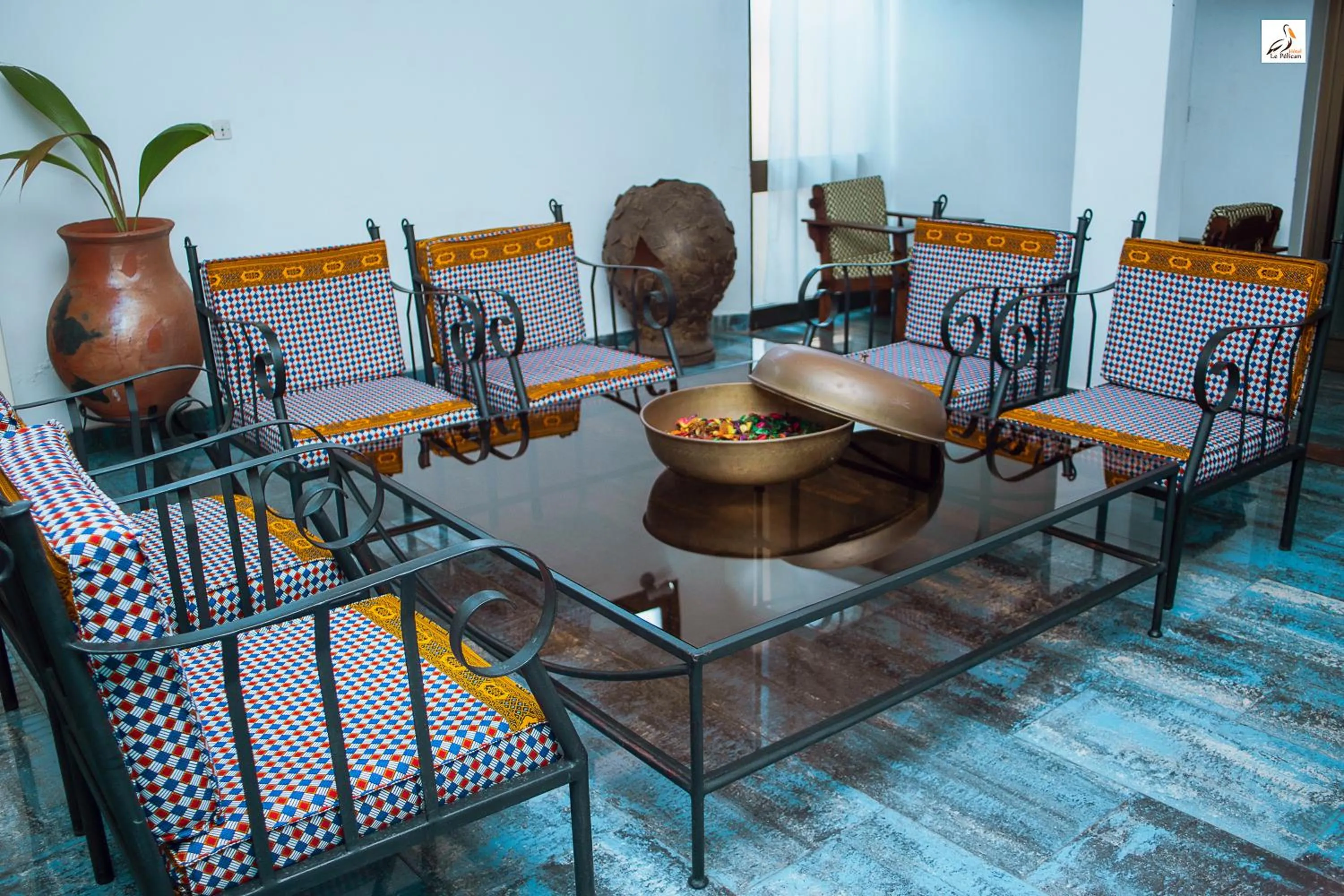 Communal lounge/ TV room in Hotel le Pelican