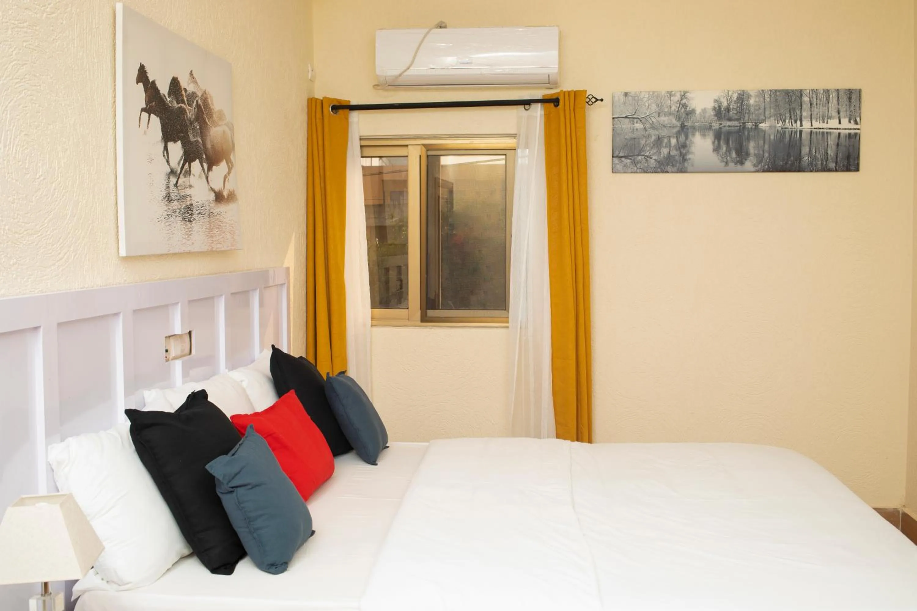 Bed in Hotel le Pelican