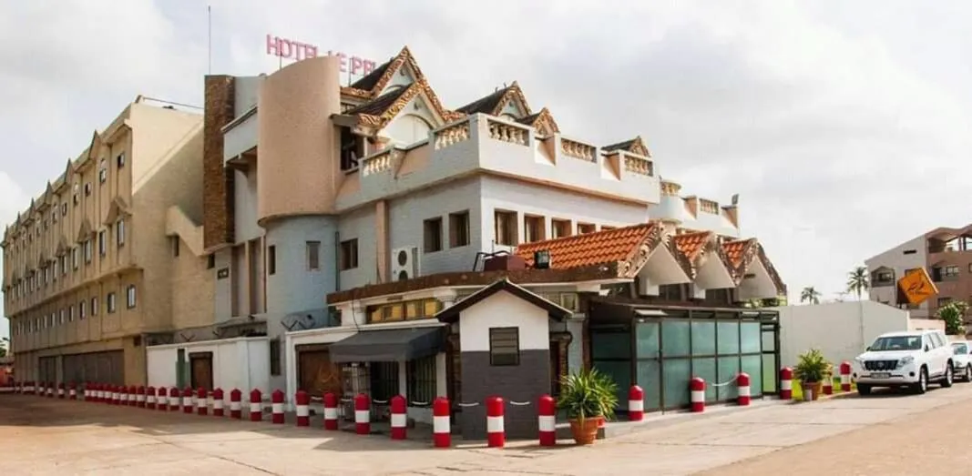 Property building in Hotel le Pelican