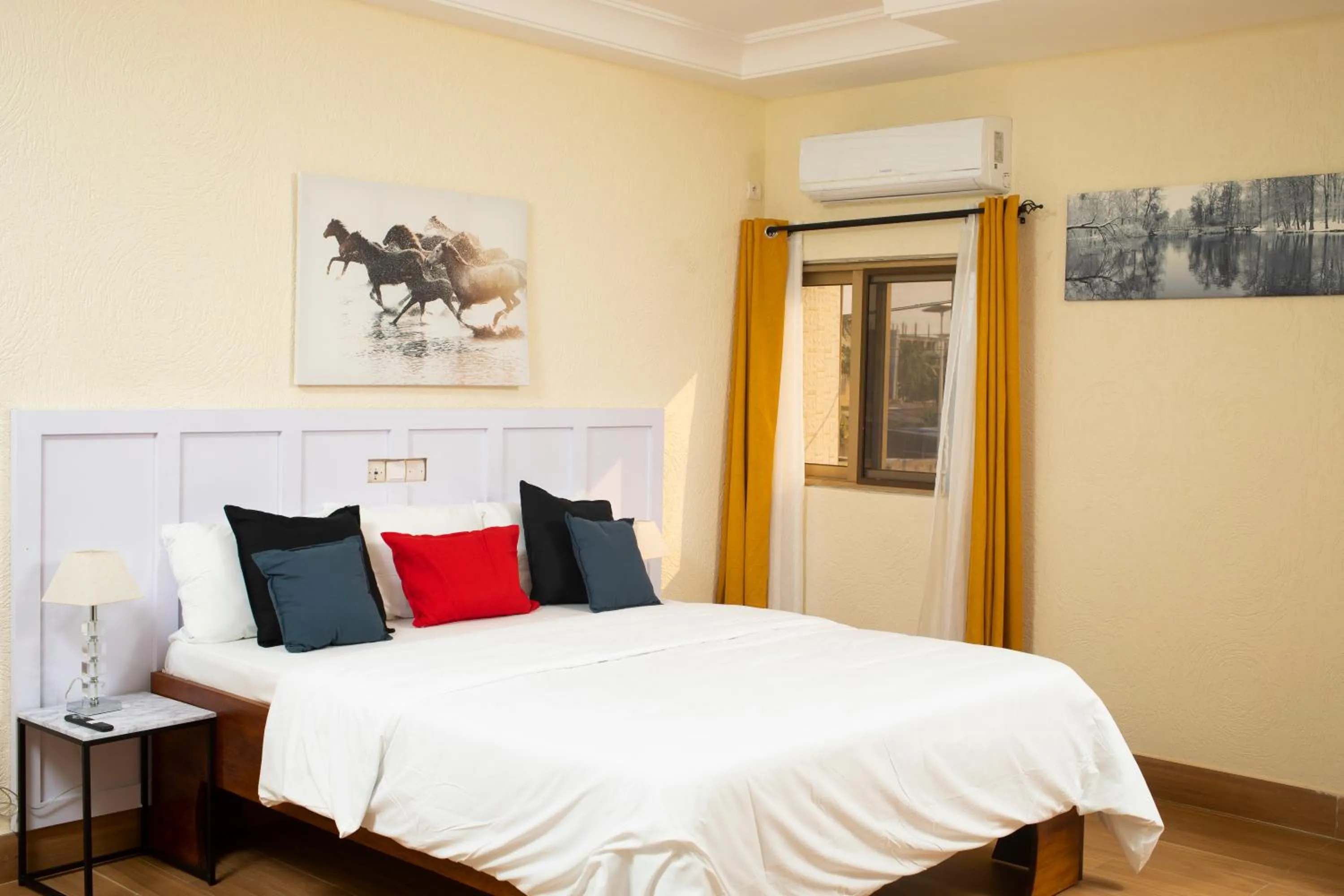 Bed in Hotel le Pelican