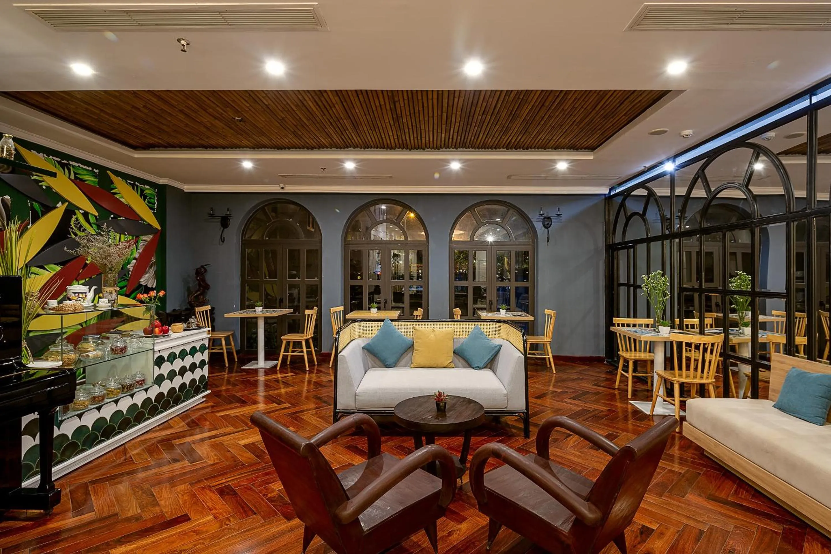 Lobby or reception in Le House Boutique Hotel - 100m to the beach