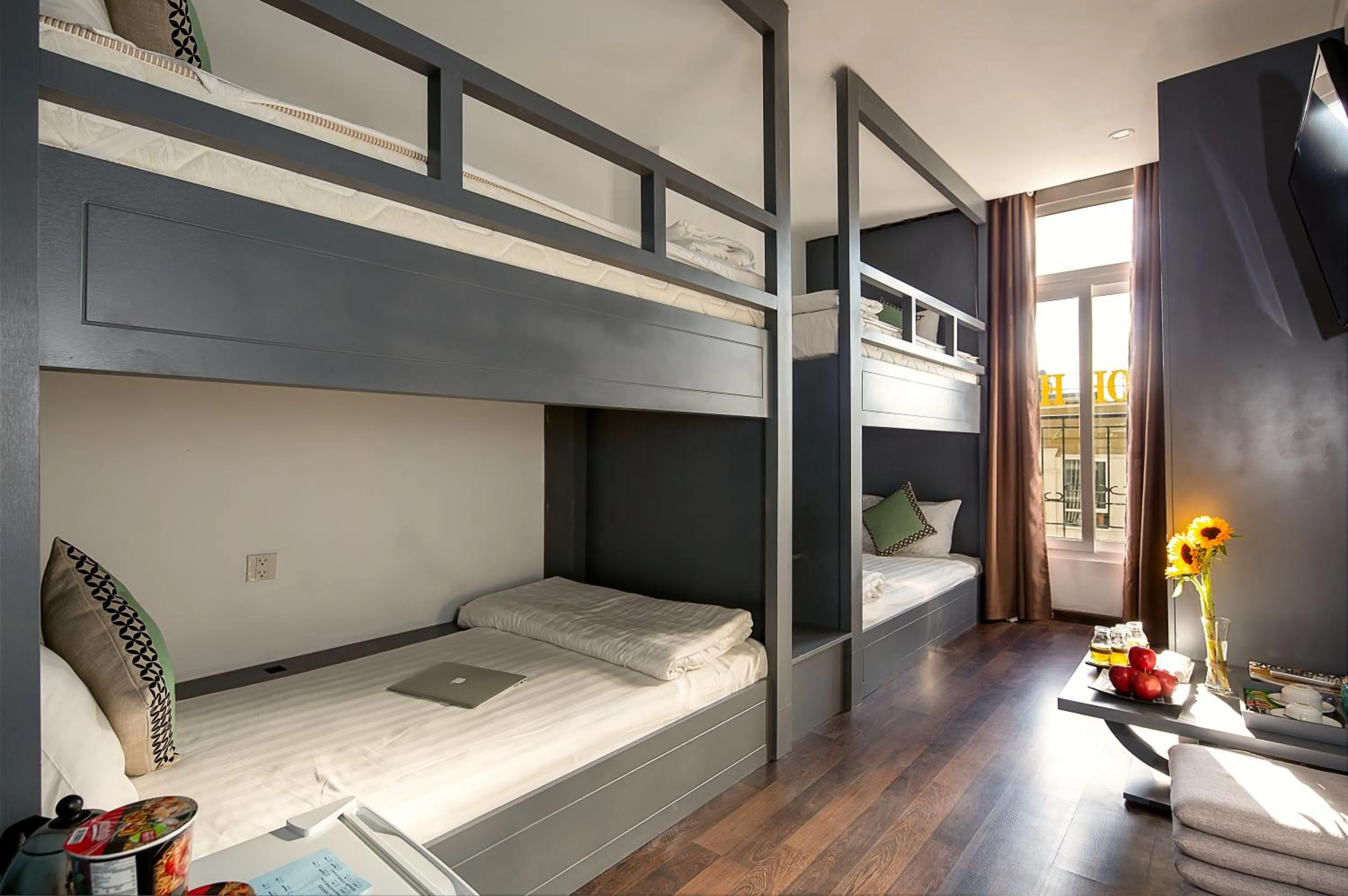 Bed in Le House Boutique Hotel - 100m to the beach