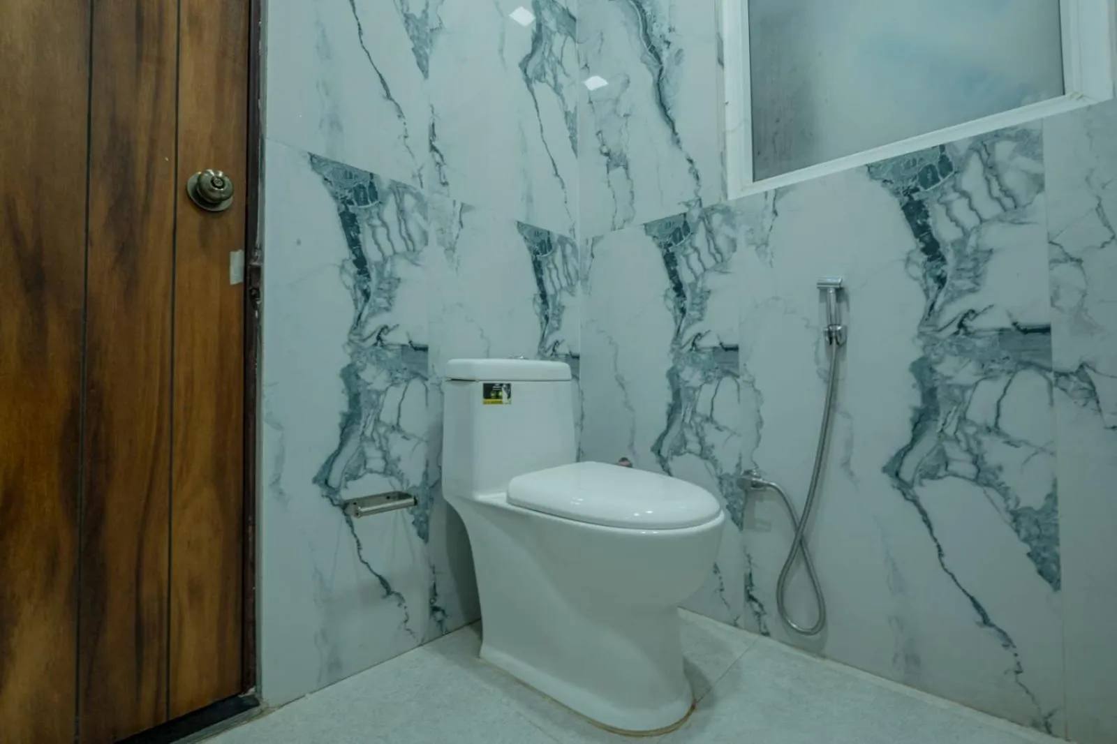 Shower in Hotel Relax Inn Ganga Rishikesh