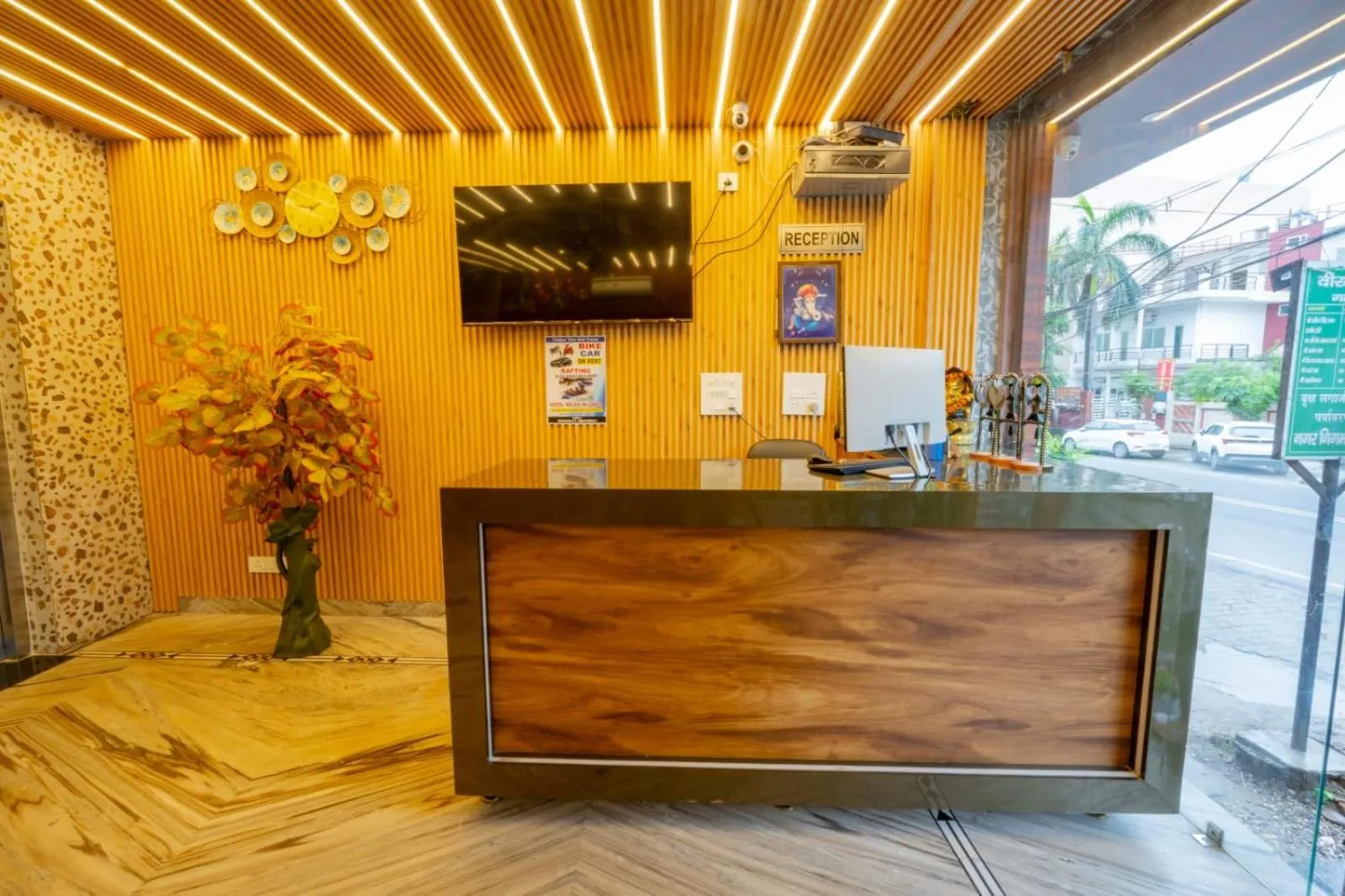 TV and multimedia in Hotel Relax Inn Ganga Rishikesh