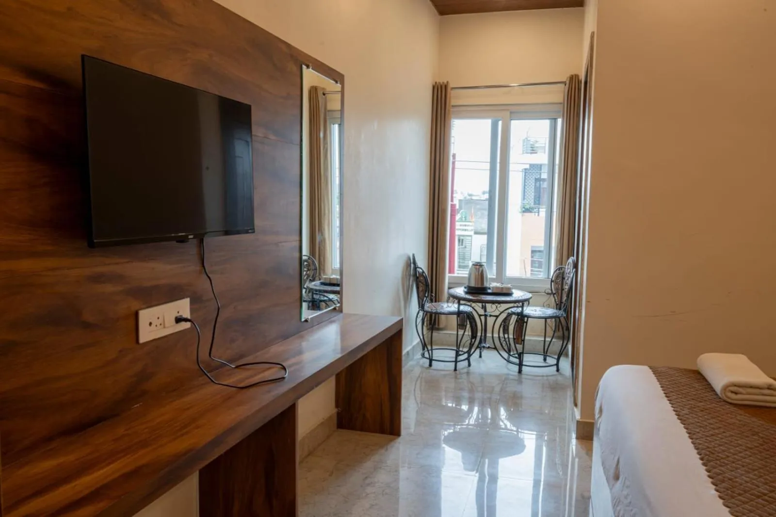 TV and multimedia in Hotel Relax Inn Ganga Rishikesh