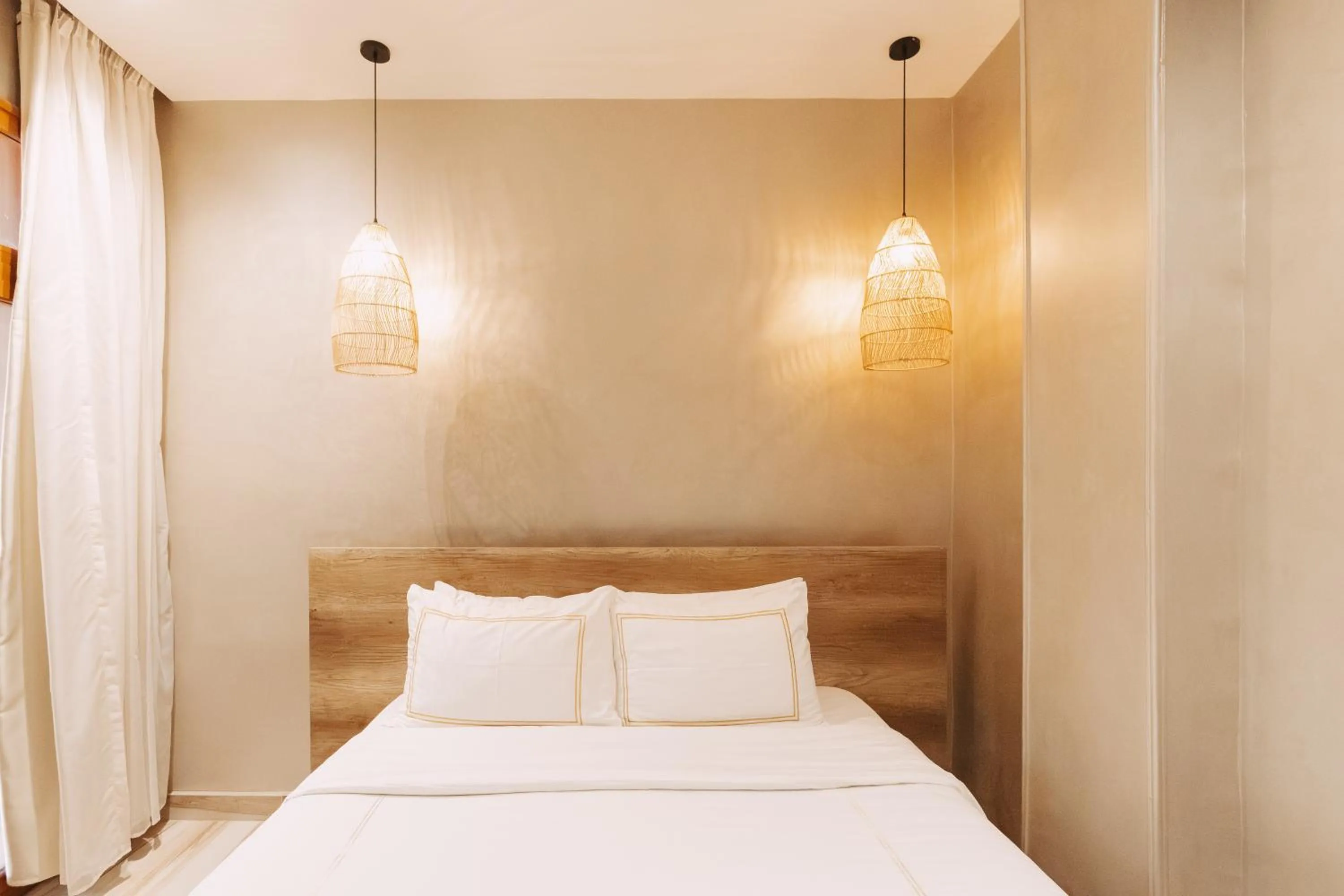 Toilet, Bed in Almas Pyramids Hotel