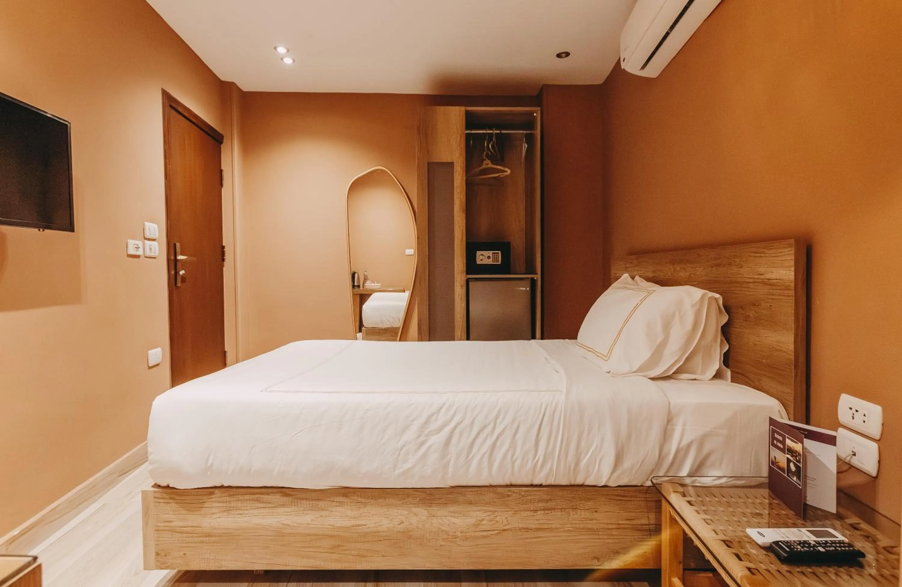 Bed in Almas Pyramids Hotel