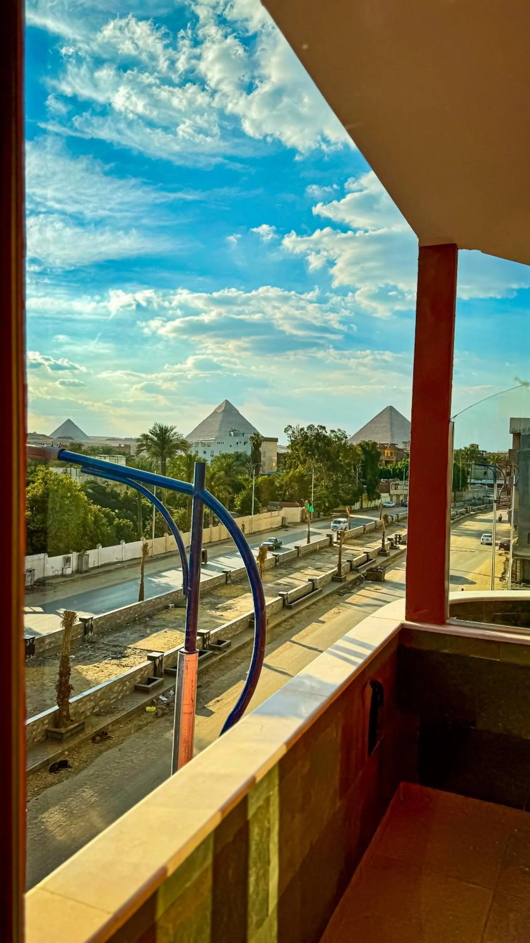 Day in Almas Pyramids Hotel