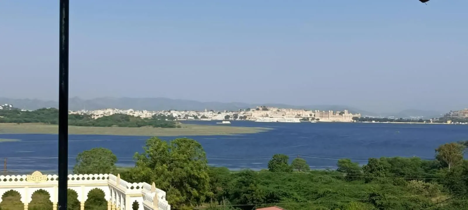 View lake village boutique