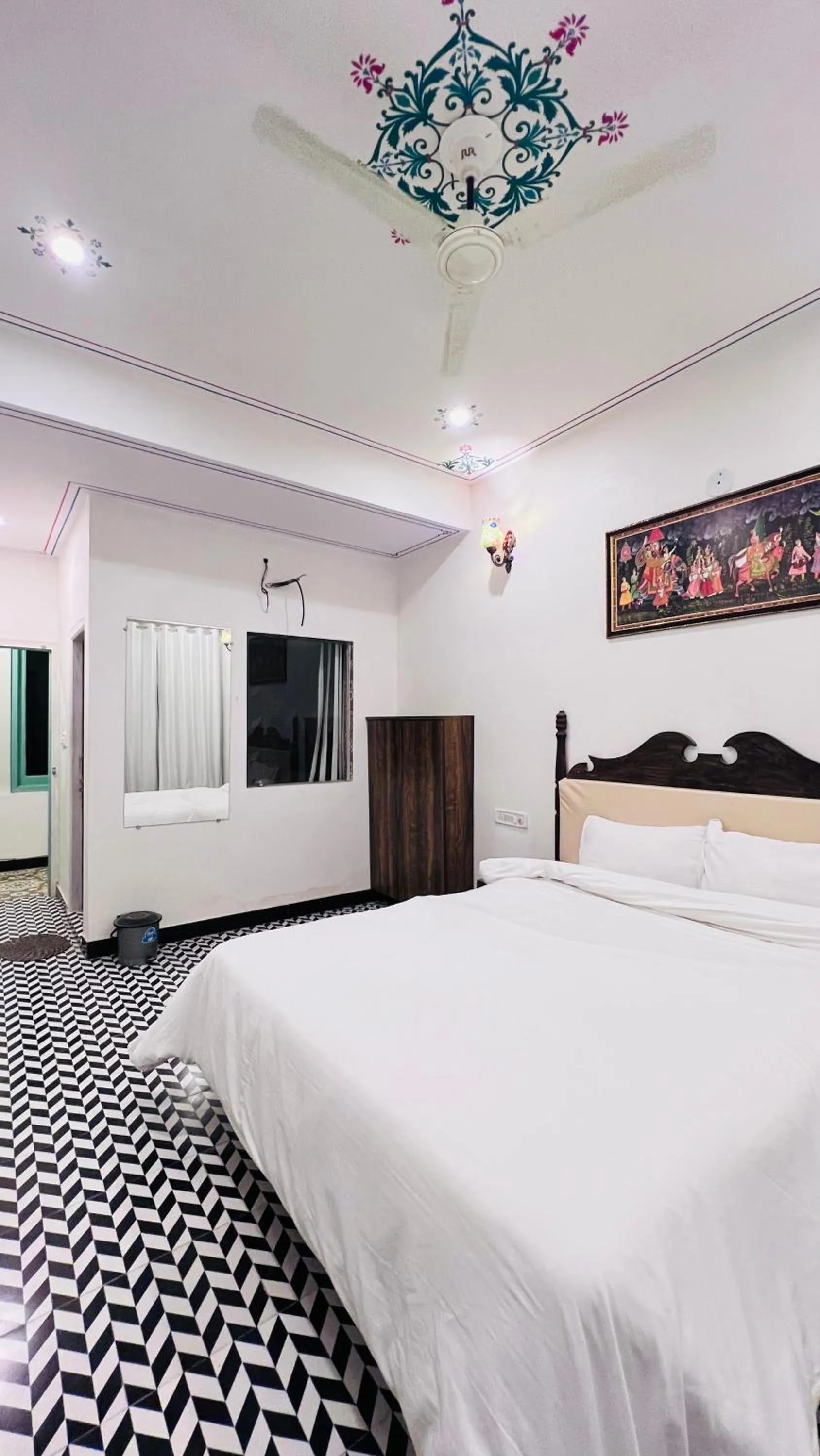 Bed in View lake village boutique