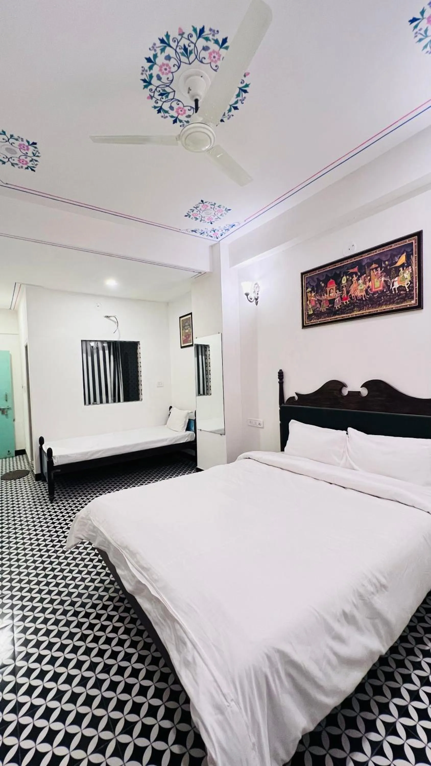 Bed in View lake village boutique