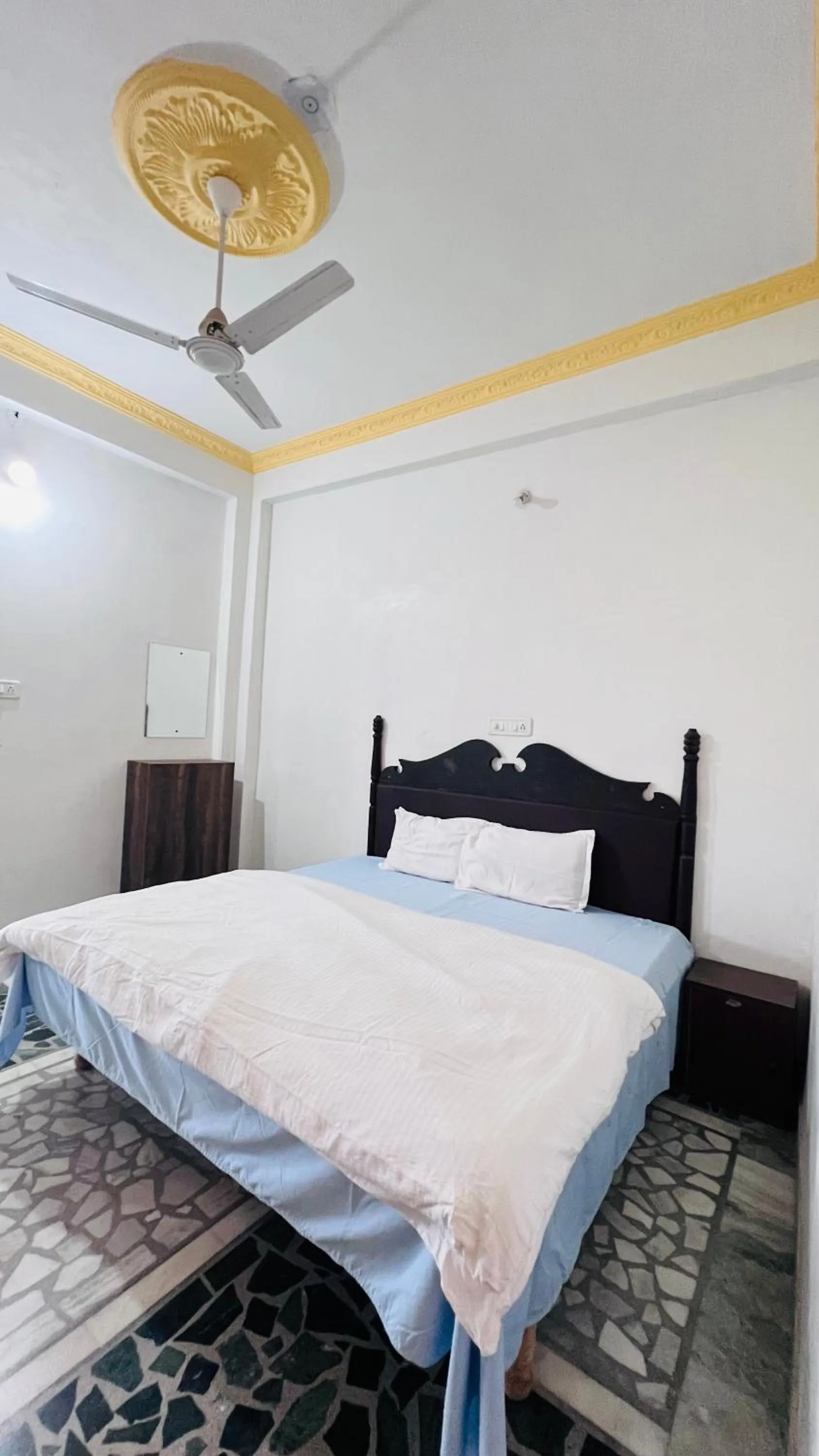 Bed in View lake village boutique