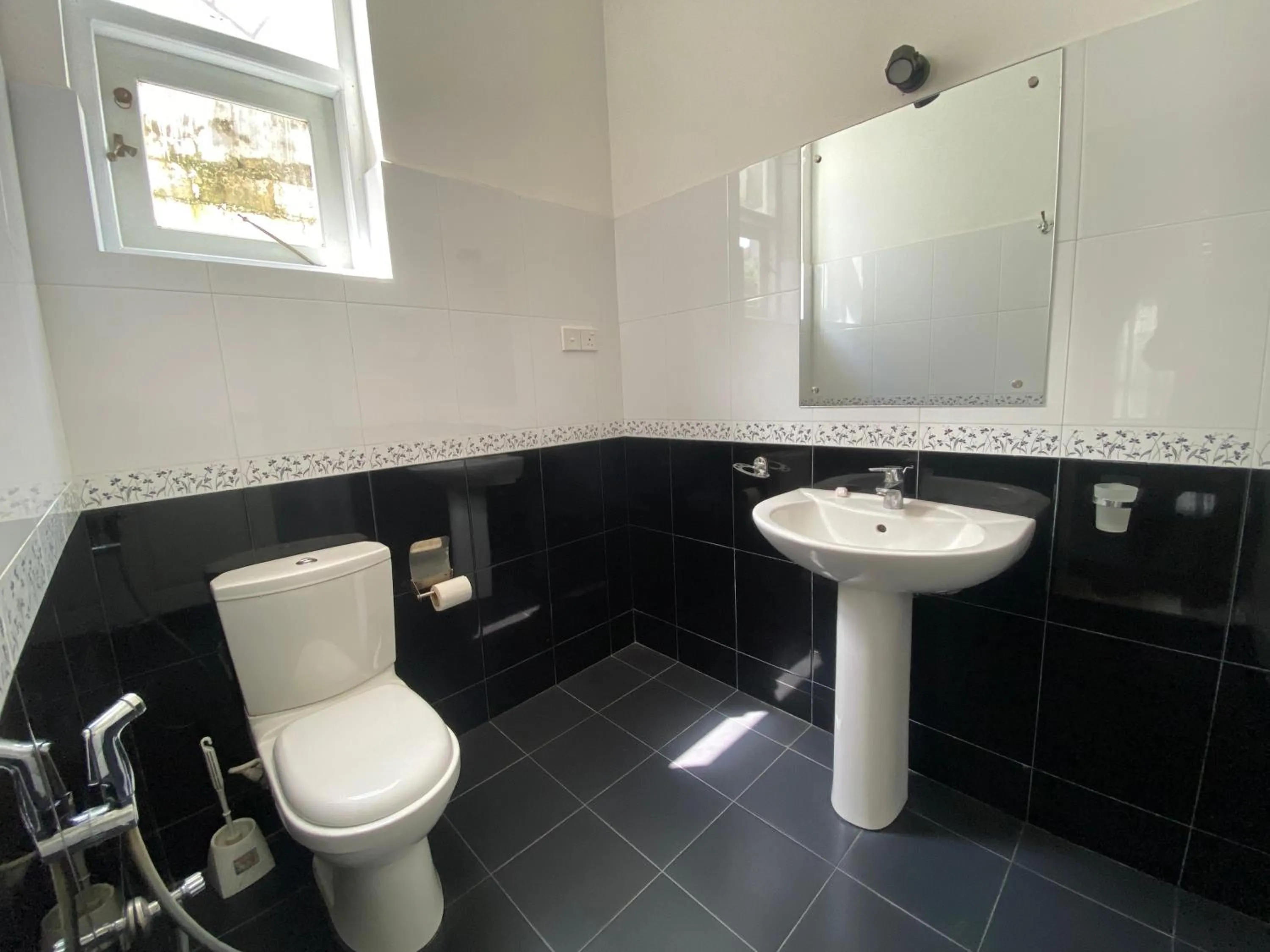 Shower in Christima Residence