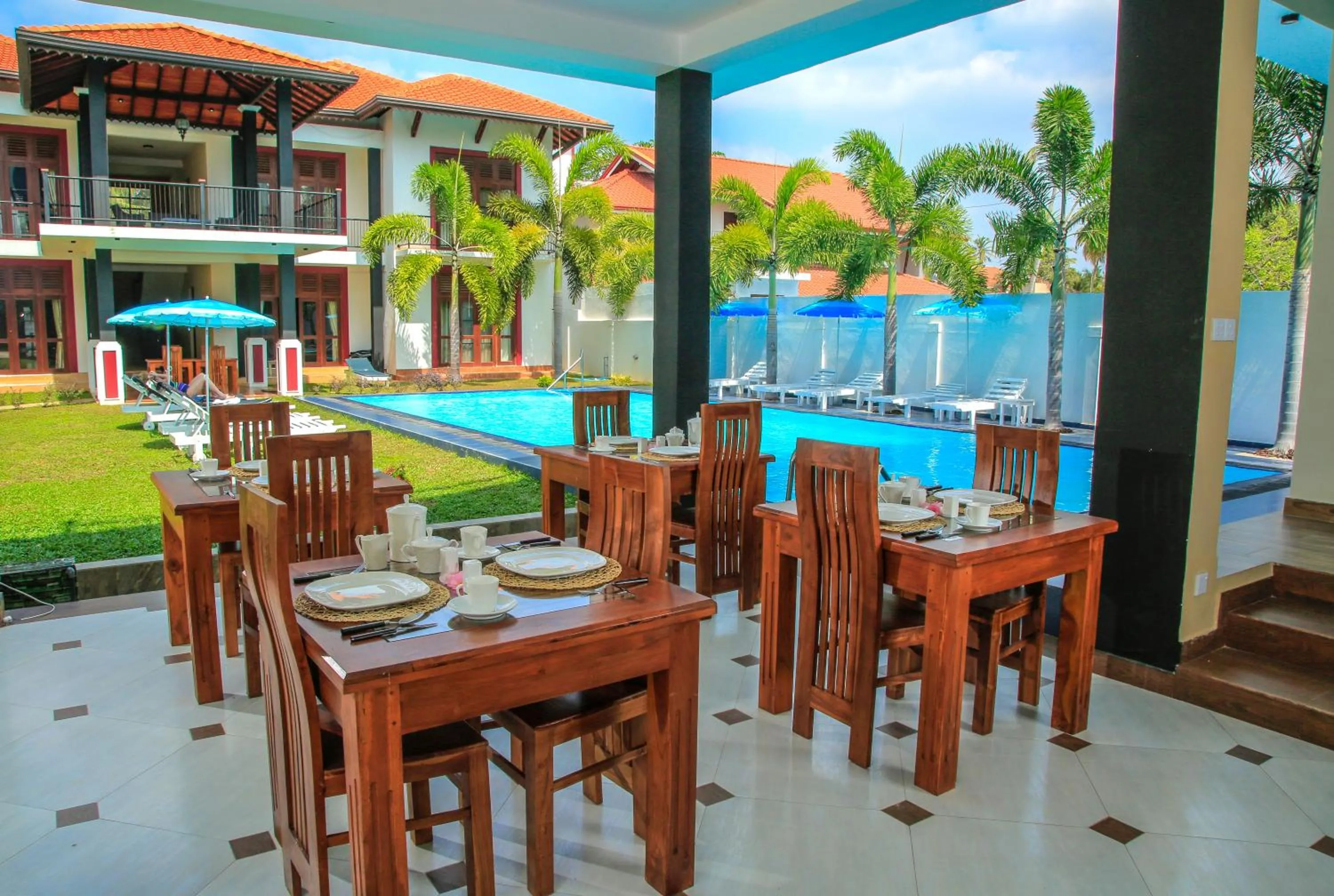 Restaurant/places to eat in Christima Residence