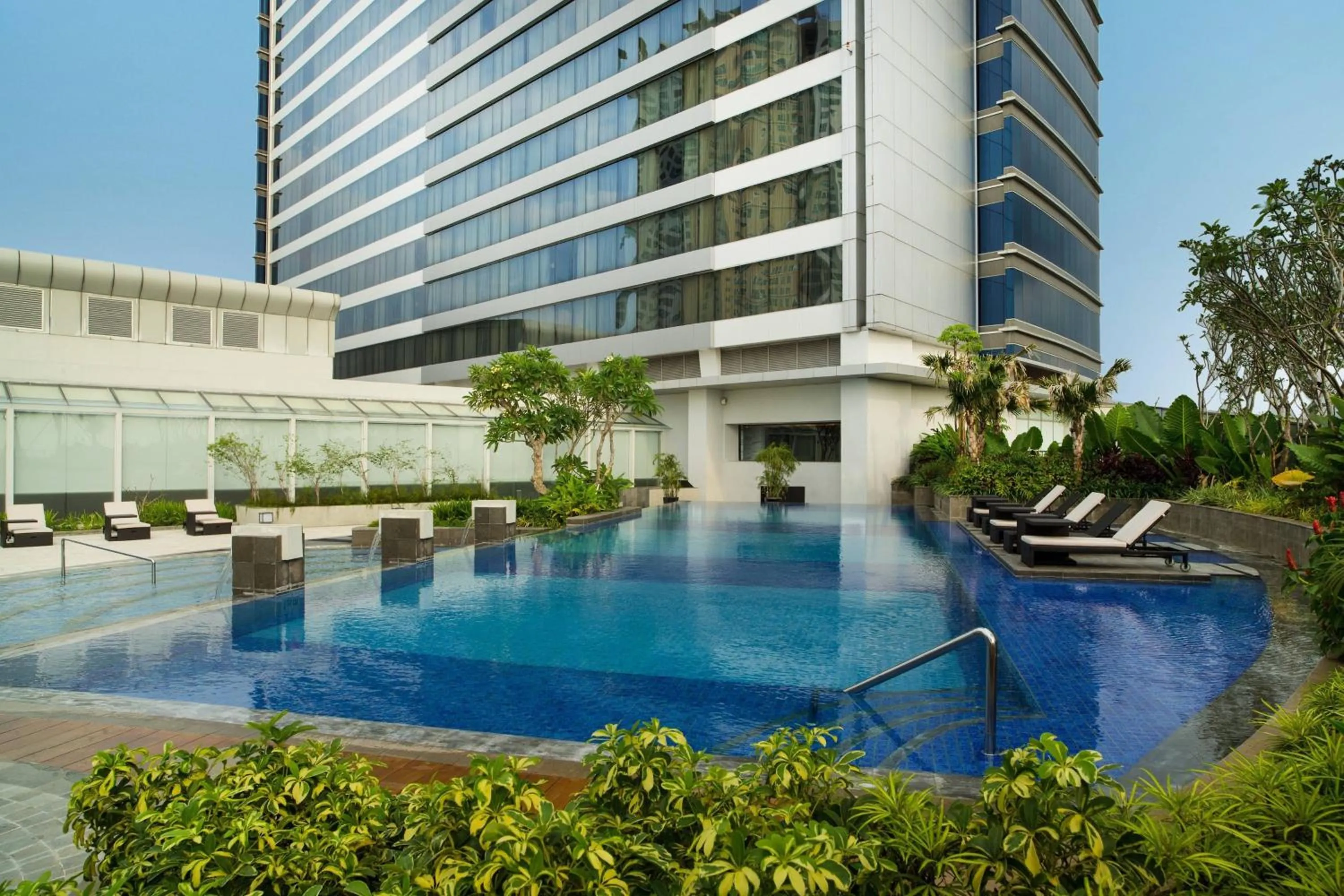 Swimming pool in Sheraton Grand Jakarta Gandaria City Hotel