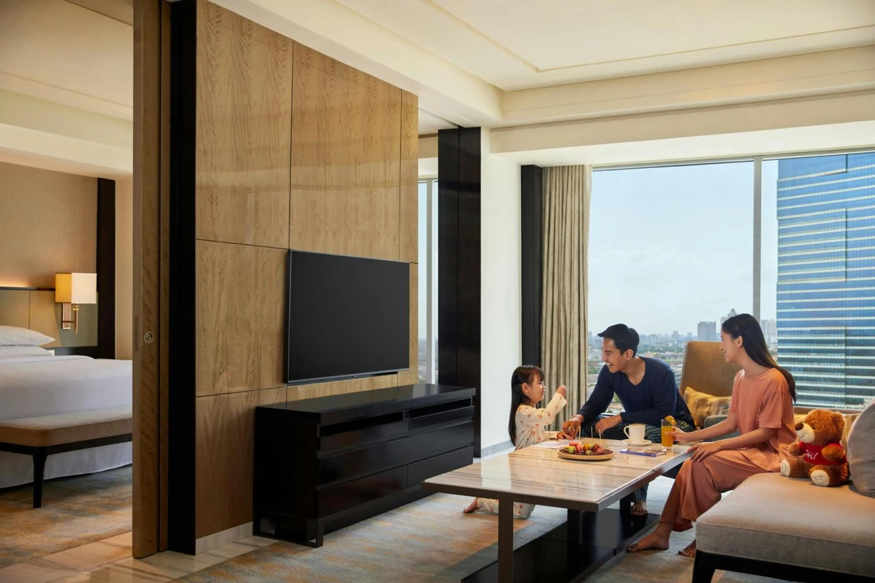 Photo of the whole room, Bed in Sheraton Grand Jakarta Gandaria City Hotel