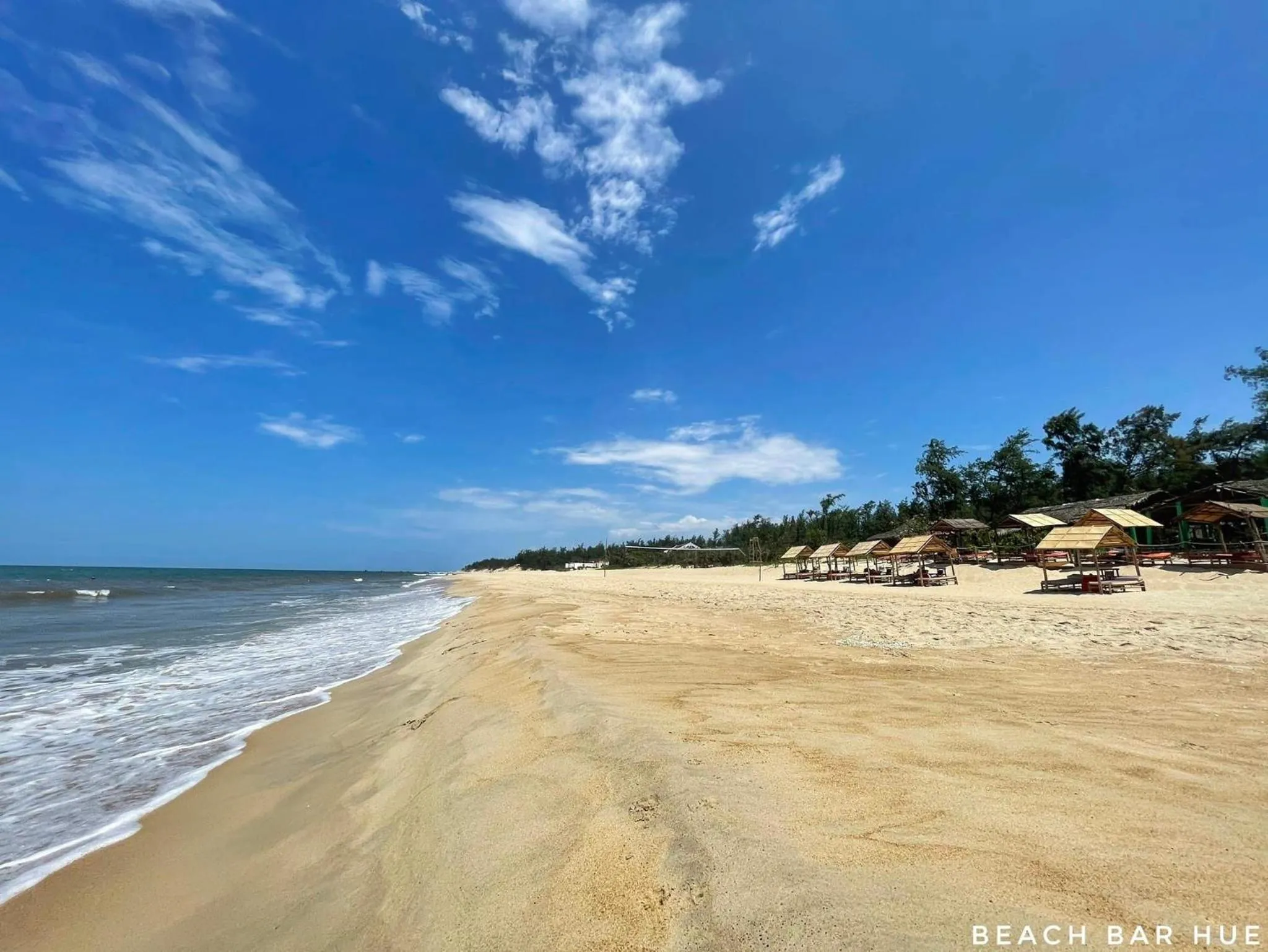 Restaurant/places to eat in Villa Louise Hue Beach Boutique Hotel