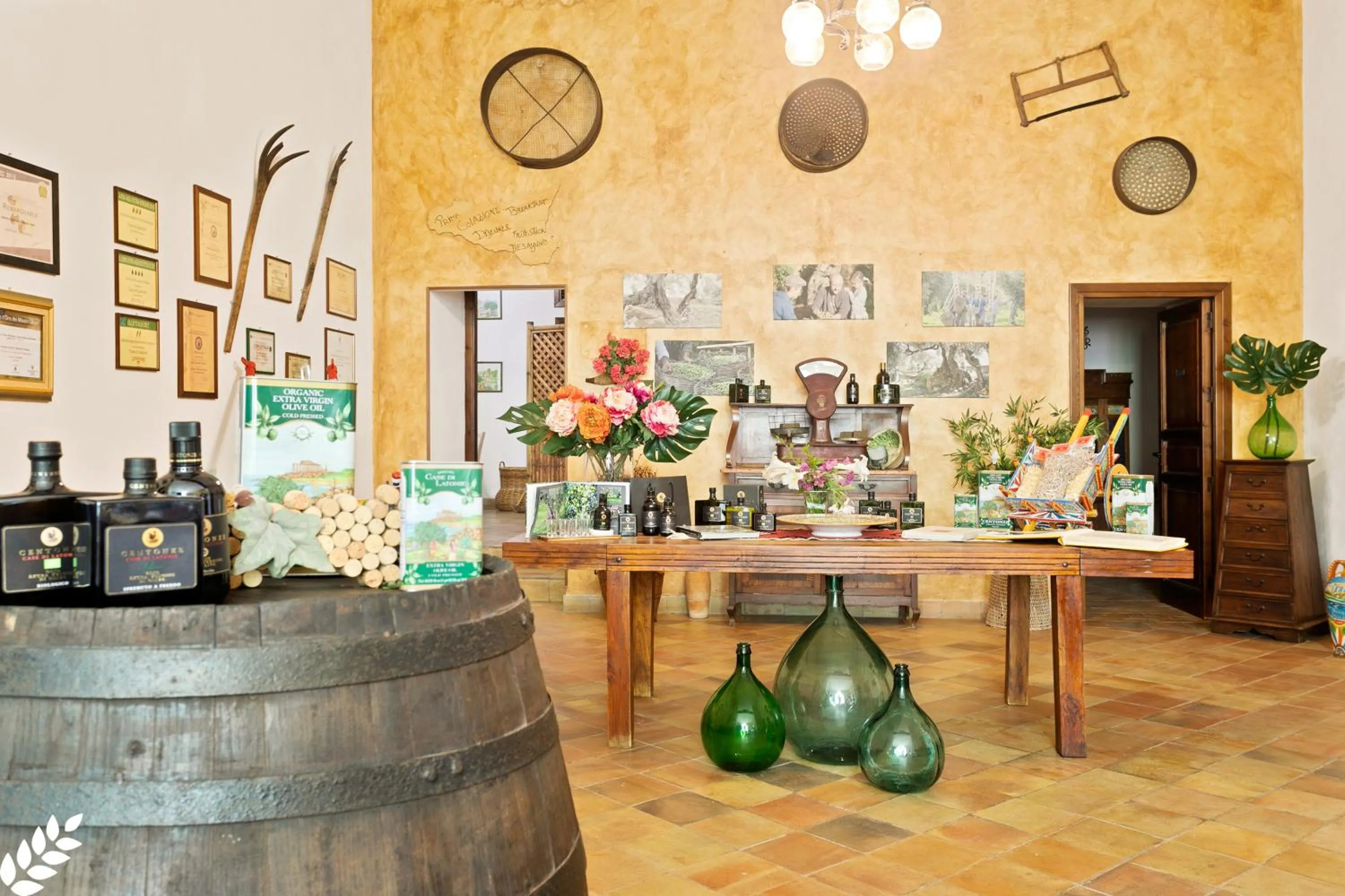 Lounge or bar in Case Di Latomie