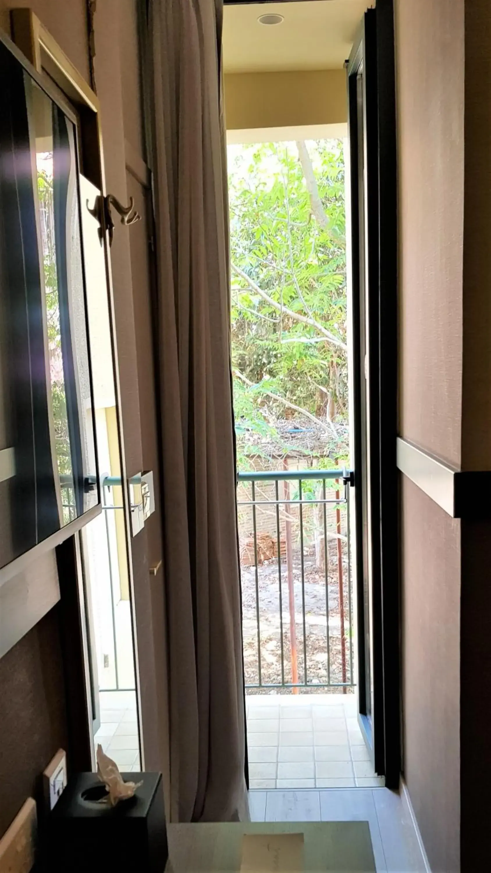 Budget Small Room with Small Balcony - single occupancy in Petit Palais Platres Boutique Hotel Budget Small Room with Small Balcony - single occupancy in Petit Palais Platres Boutique Hotel