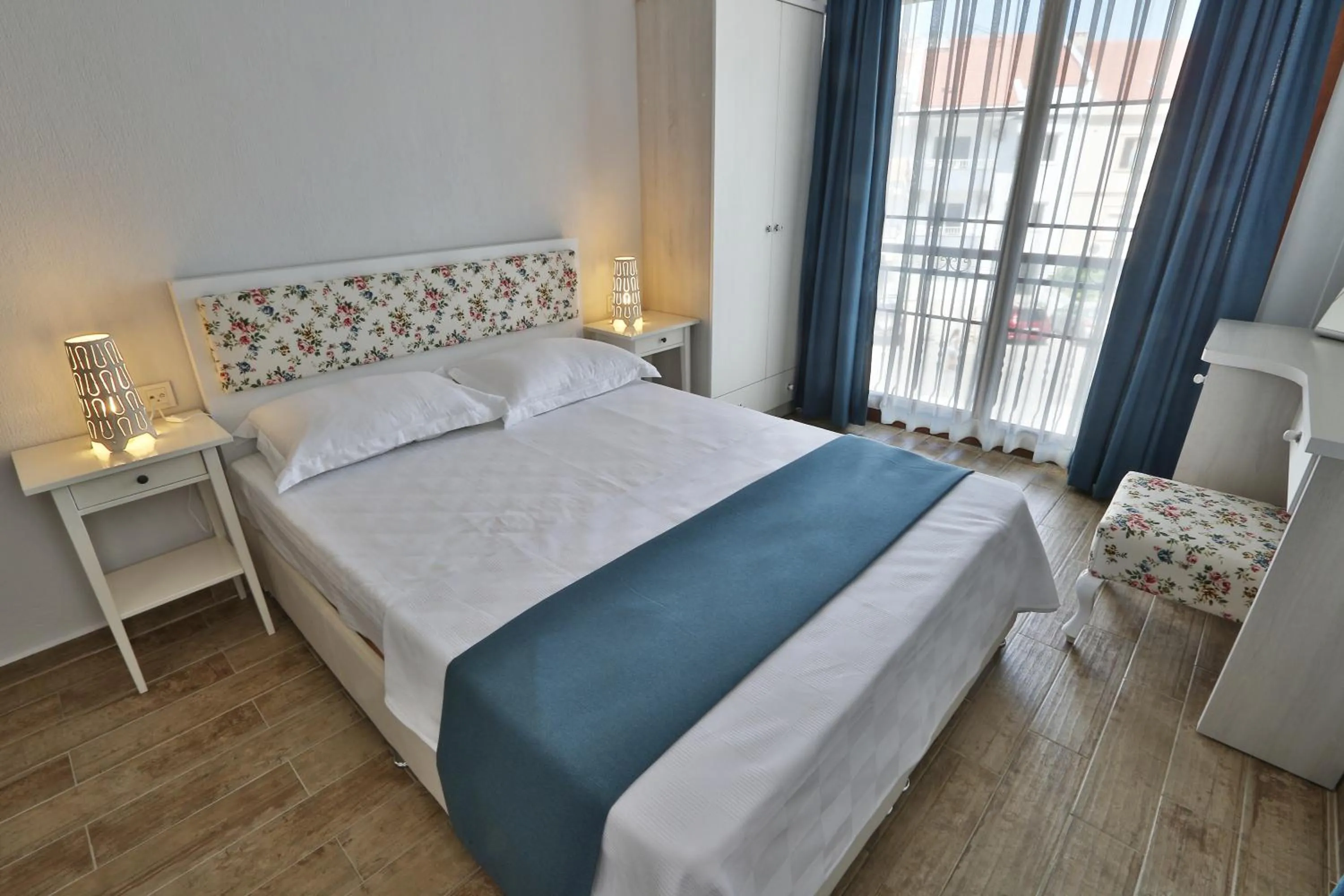 Photo of the whole room in Emre Hotel 10Oda