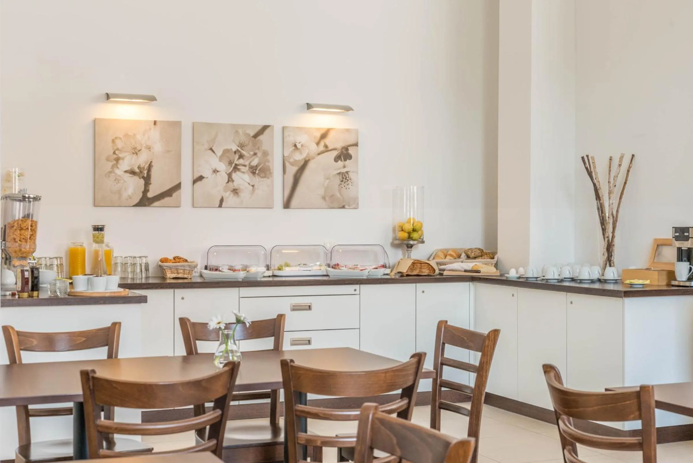 Buffet breakfast in Pension Wess