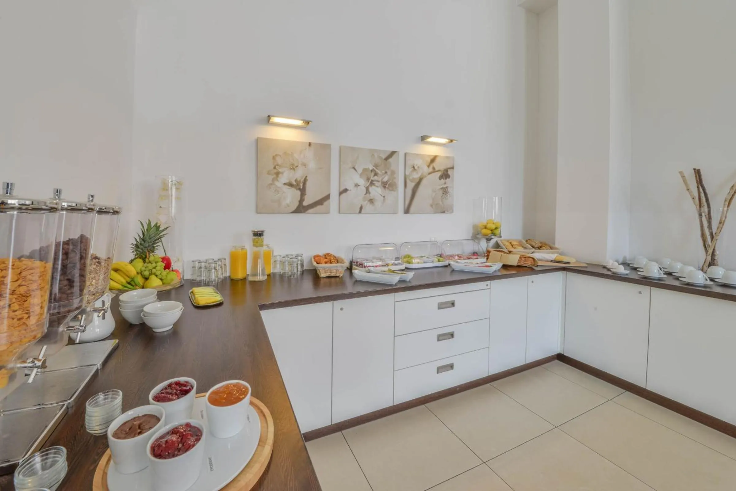 Buffet breakfast in Pension Wess