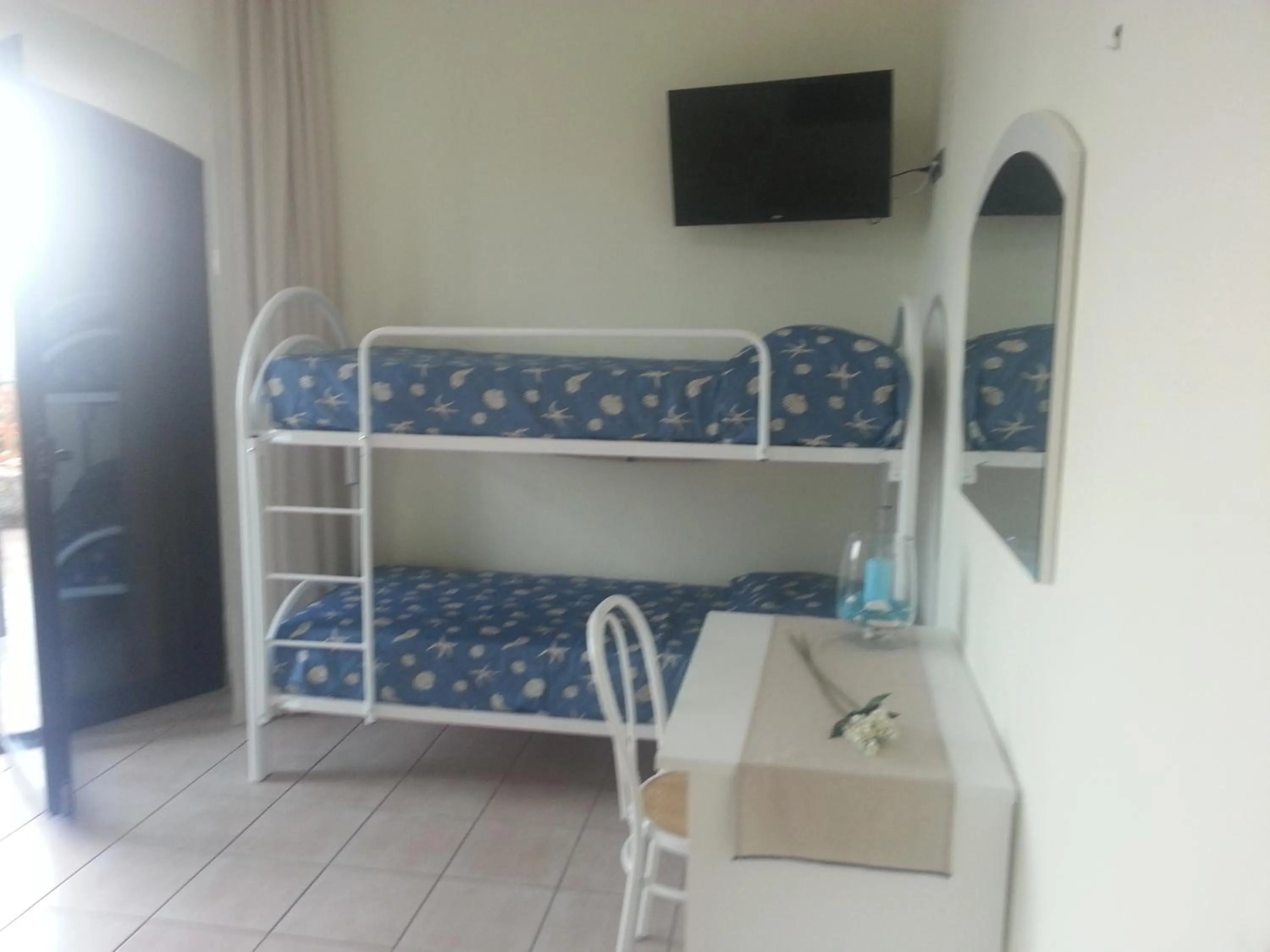bunk bed, Bed in Hotel Tirreno Formia