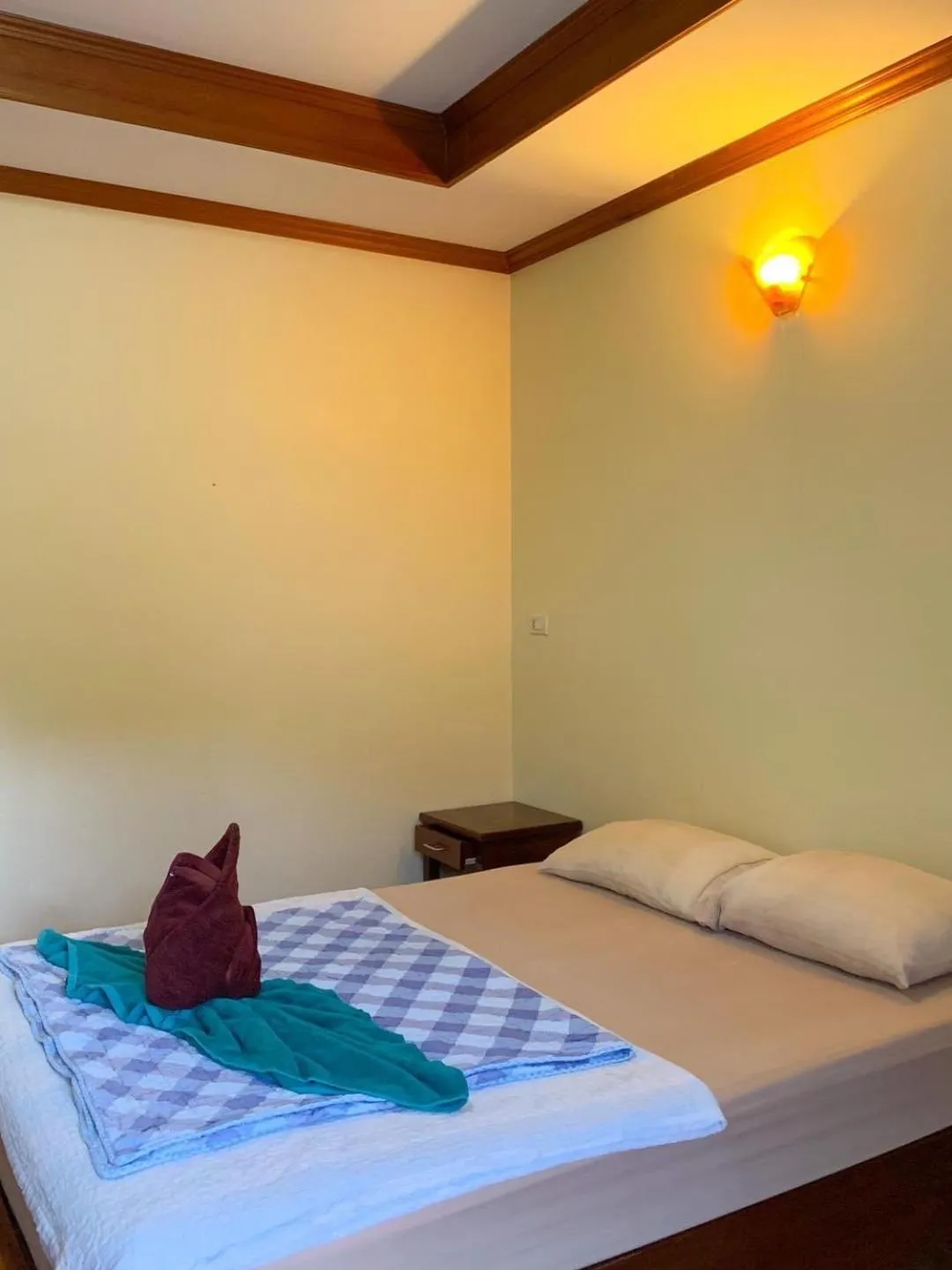 Bedroom, Bed in Koh Chang Hut Hotel