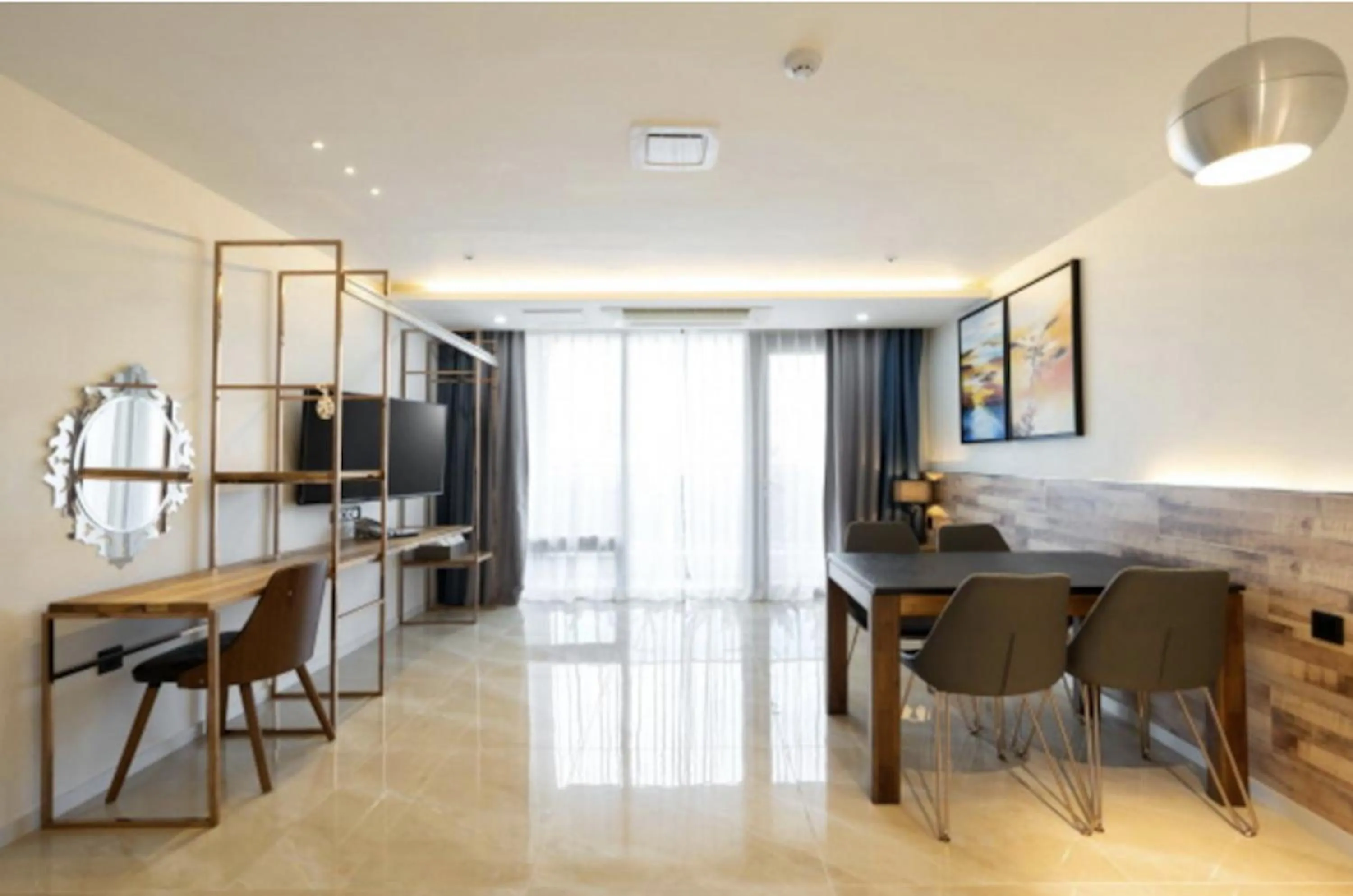 Blanc Hotel & Resort