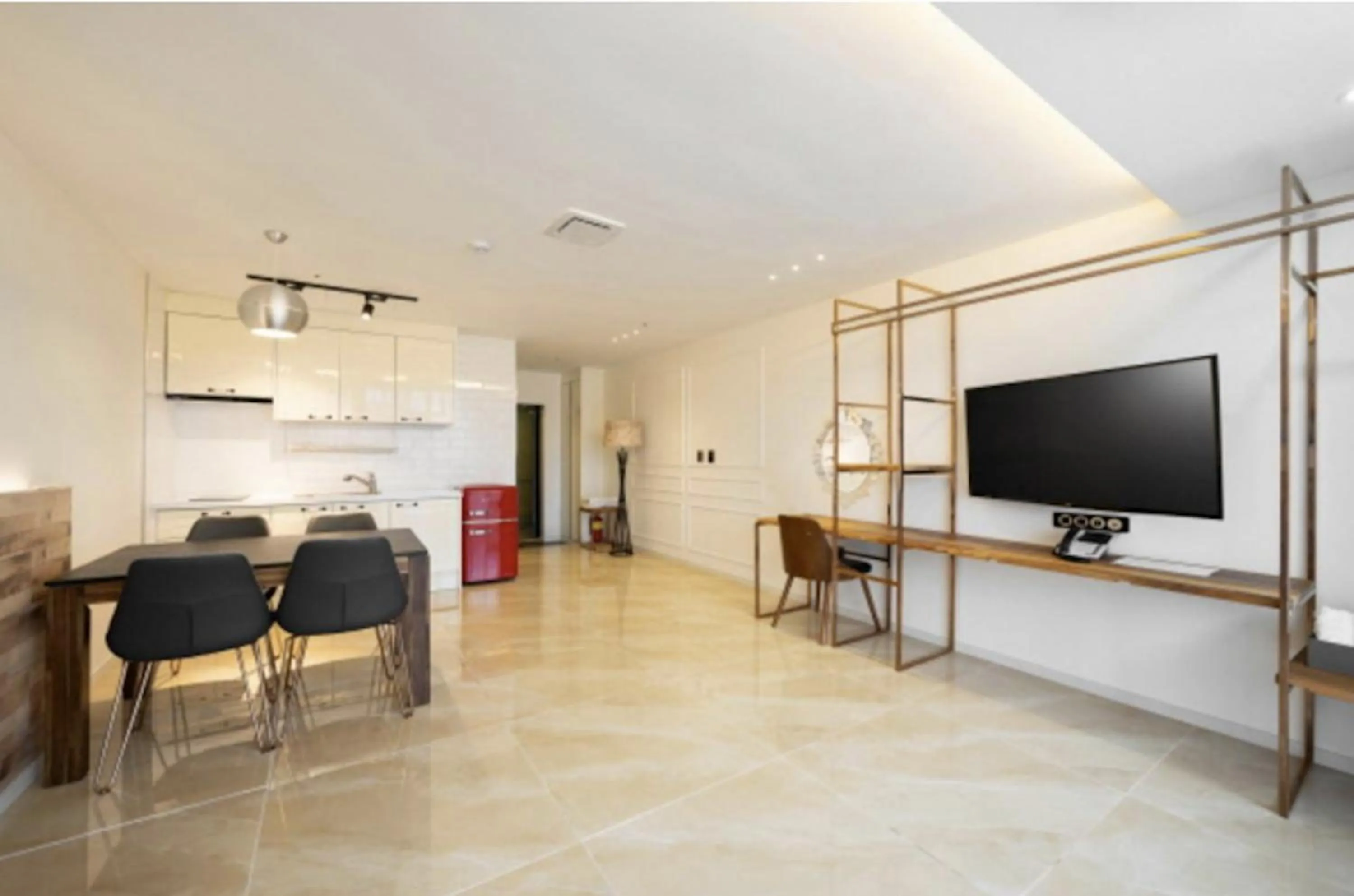 Blanc Hotel & Resort