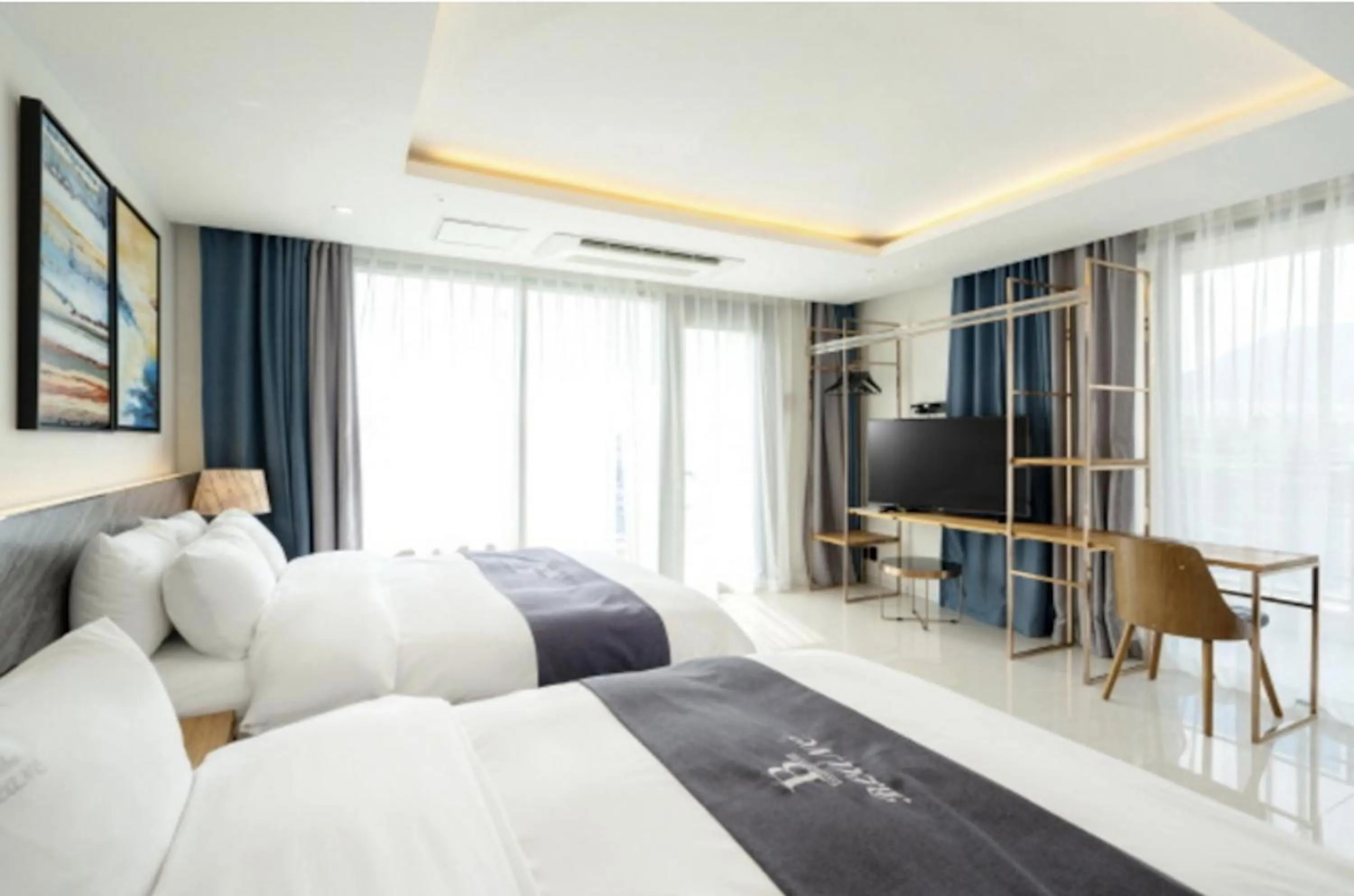 Bed in Blanc Hotel & Resort