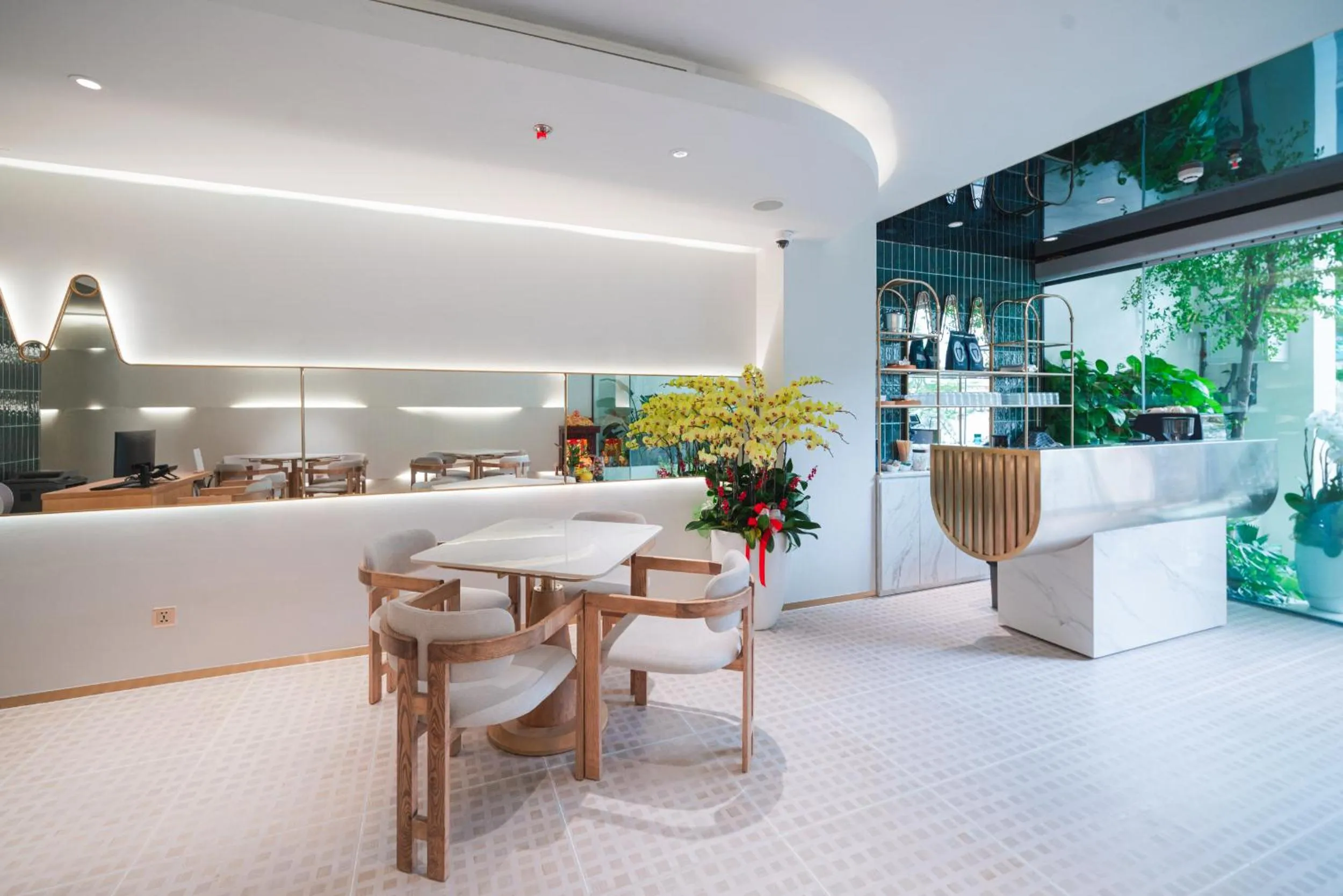 Breakfast in IconSphere Hotel