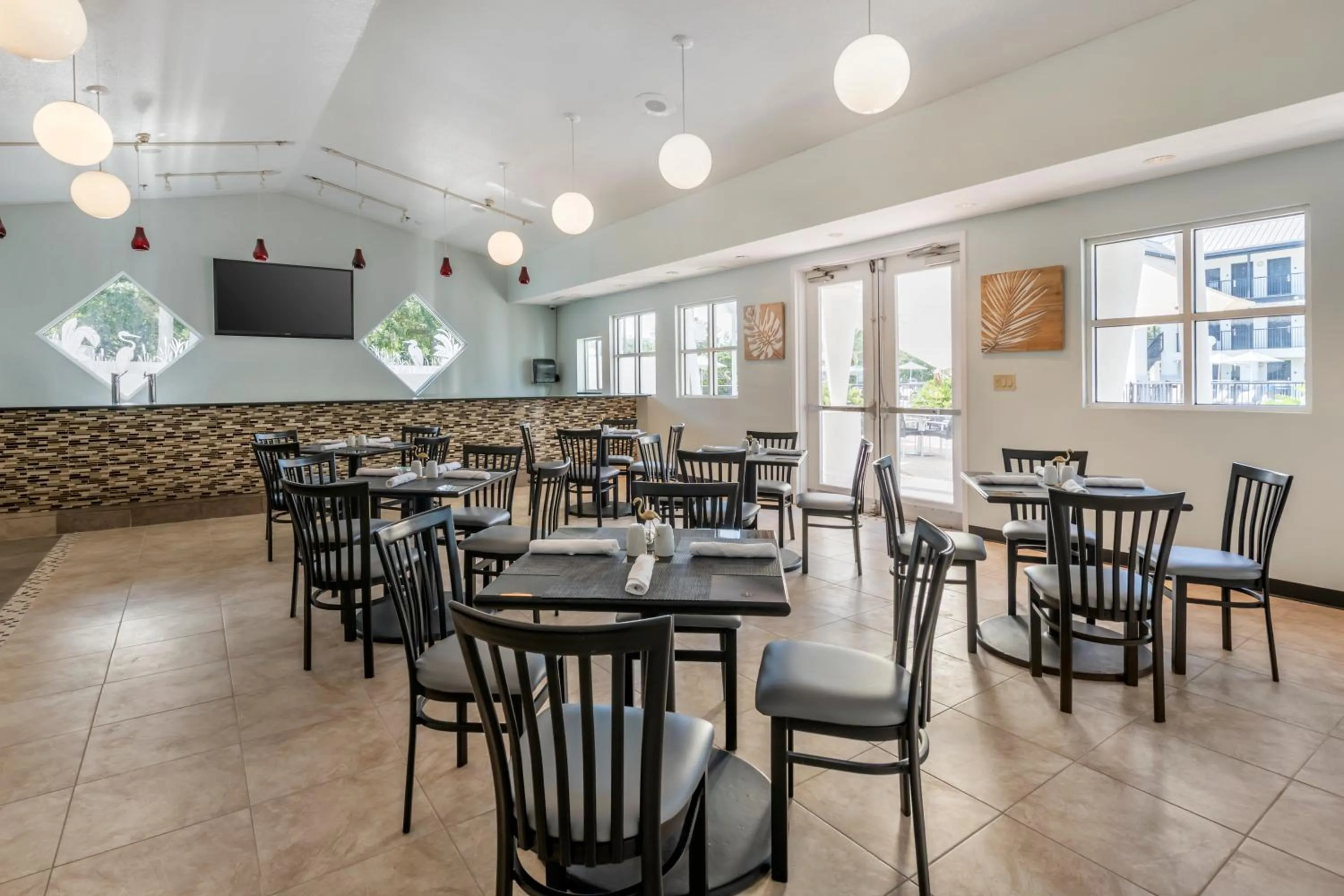 Restaurant/places to eat in voco Kissimmee Orlando by IHG
