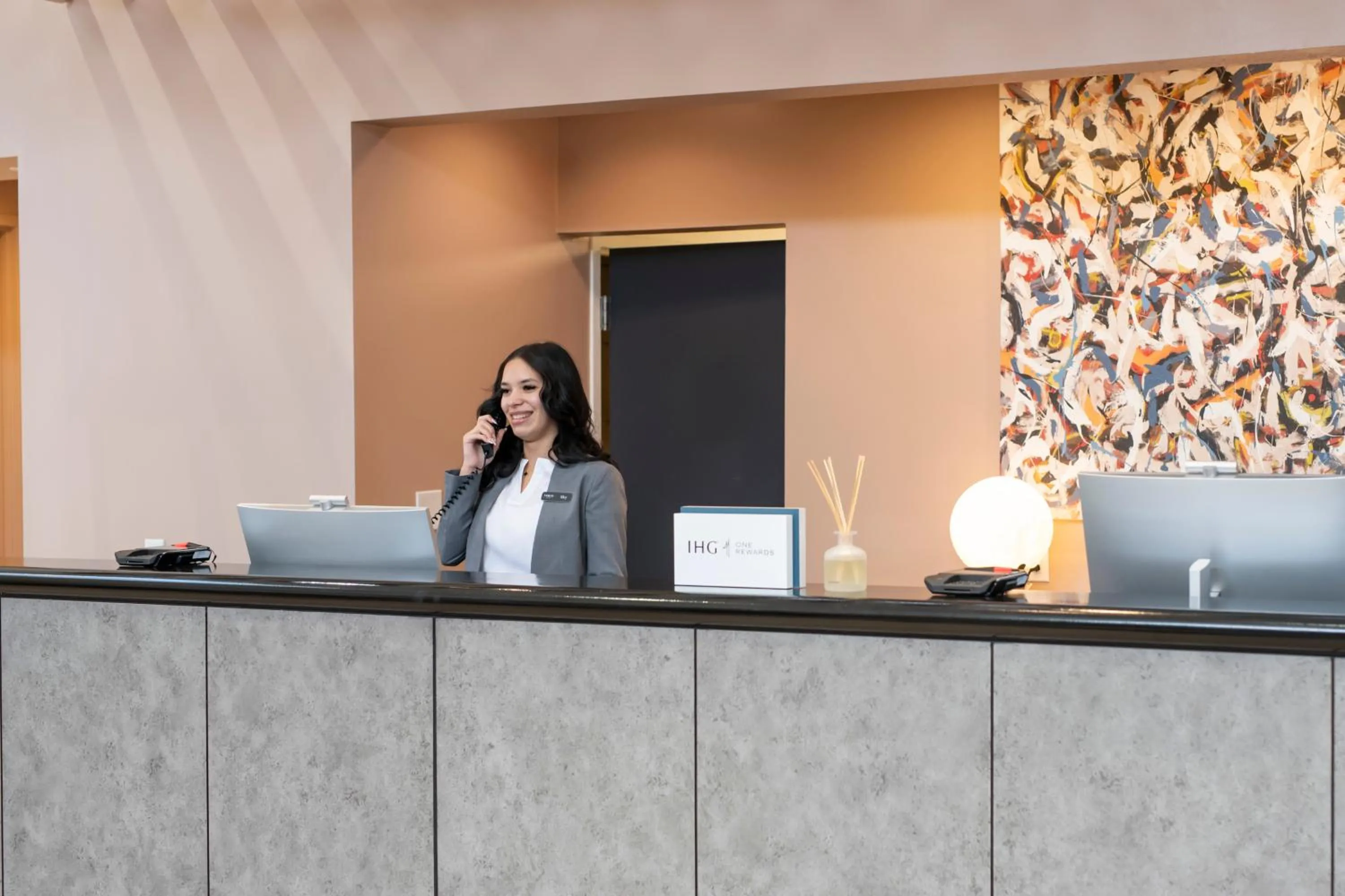 Lobby or reception in voco Kissimmee Orlando by IHG