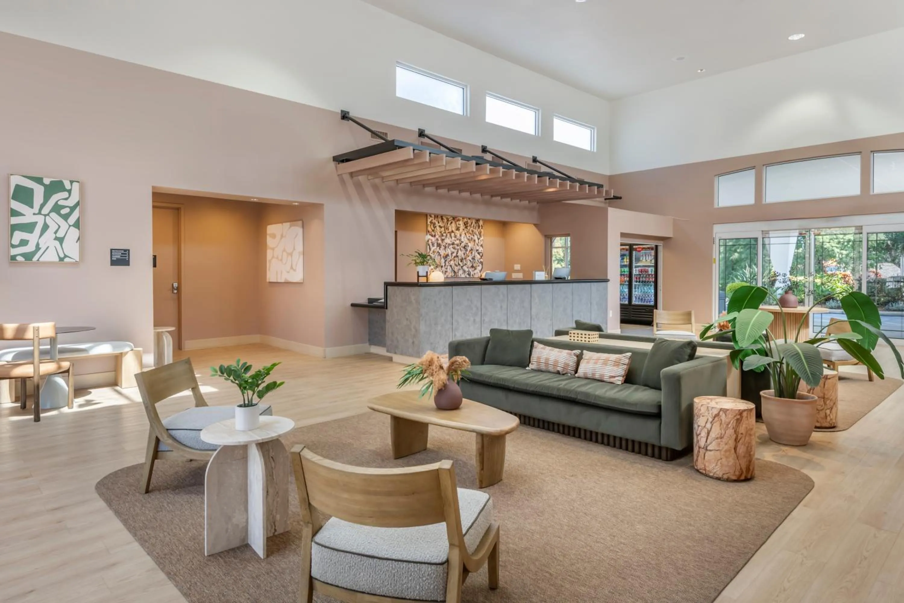 Lobby or reception in voco Kissimmee Orlando by IHG